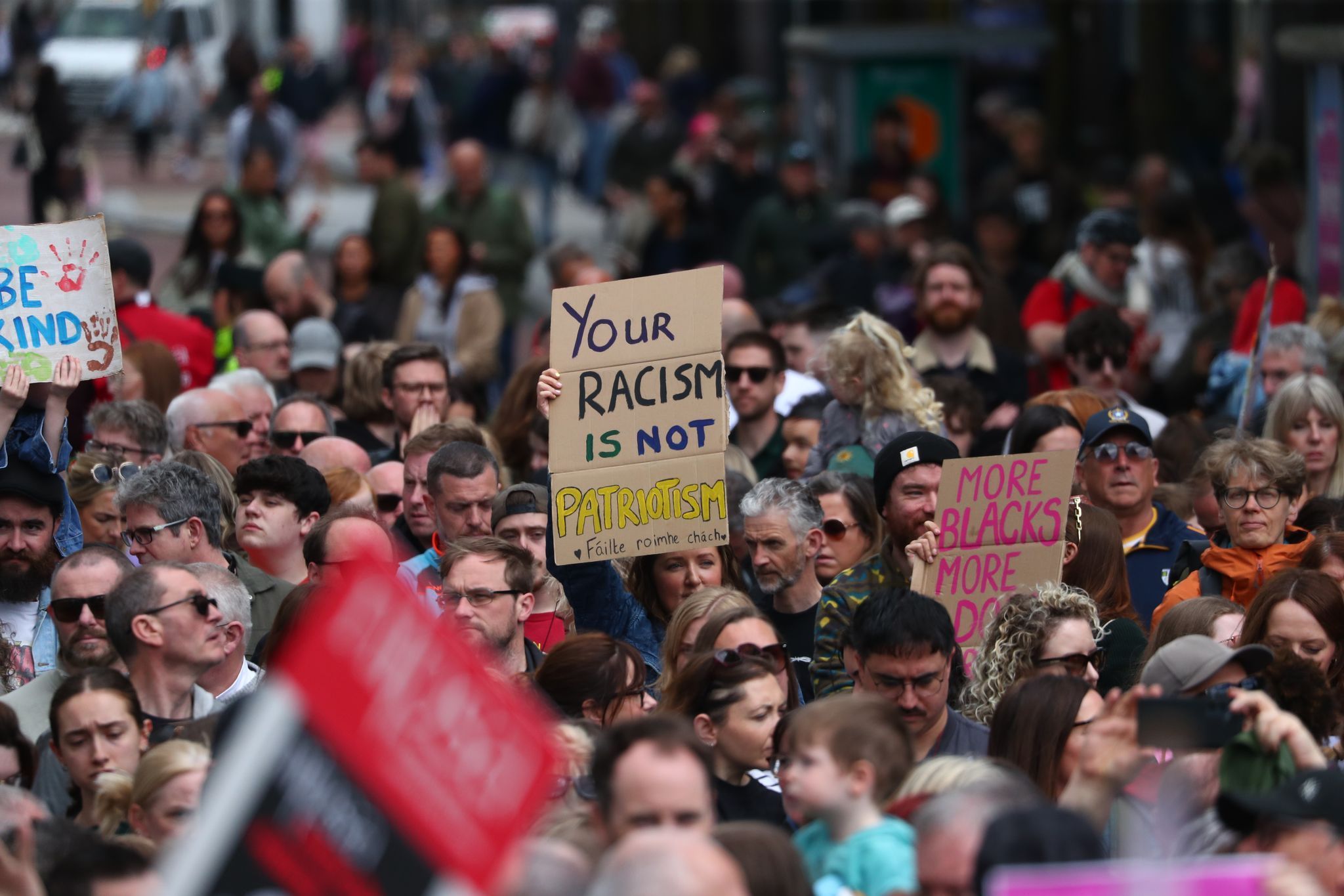 Nach Krawallen in Belfast - Demonstration