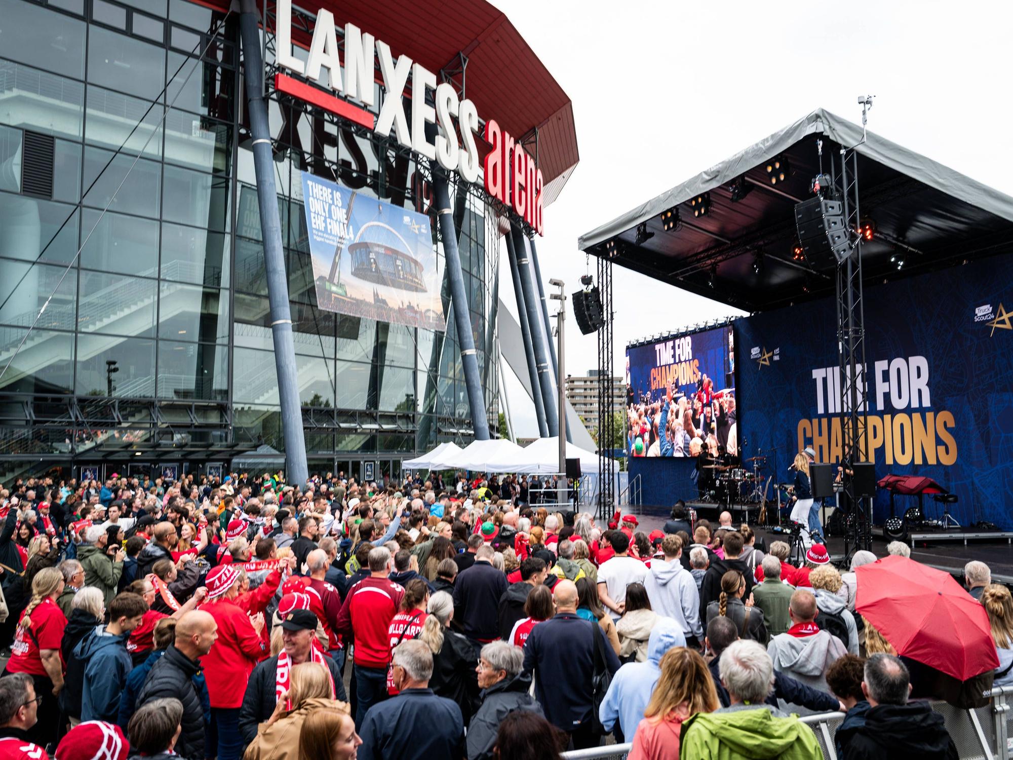 Eröffnungsfeier an der Lanxess Arena.