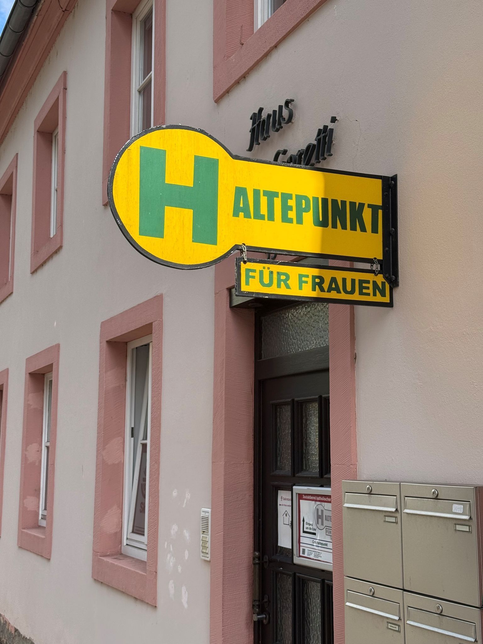Abgerutscht - Eine Wohnungslose erzählt