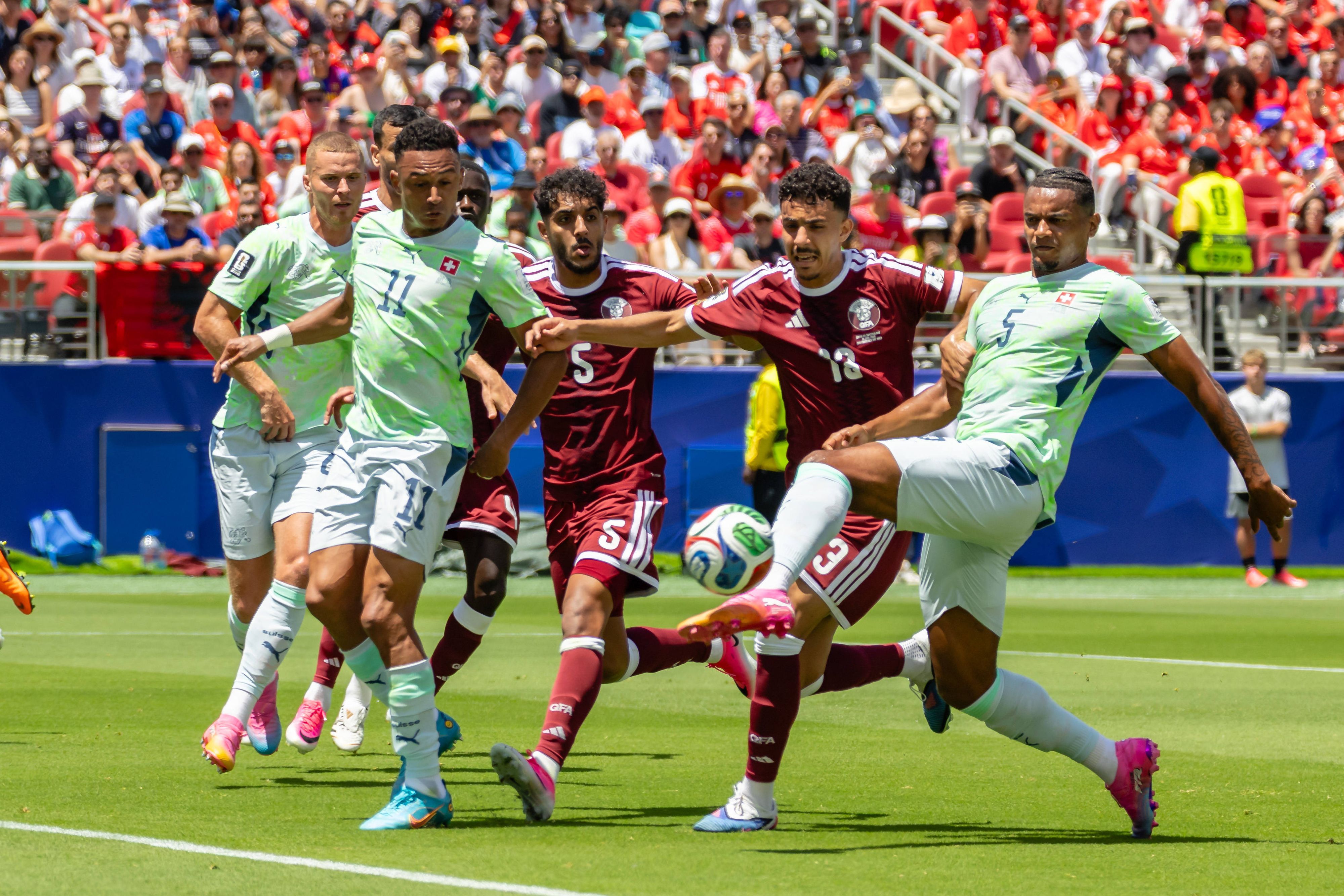 Spielszene beim WM-Duell Katar - Schweiz.