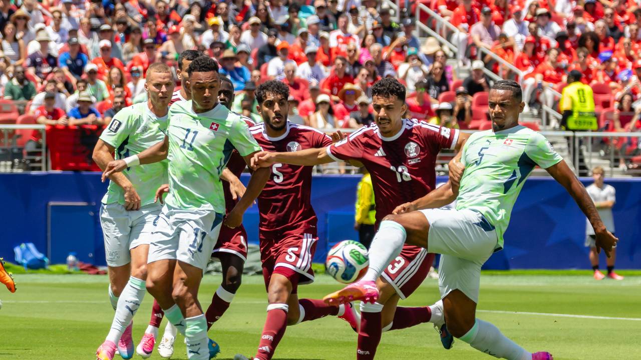 Spielszene beim WM-Duell Katar - Schweiz.