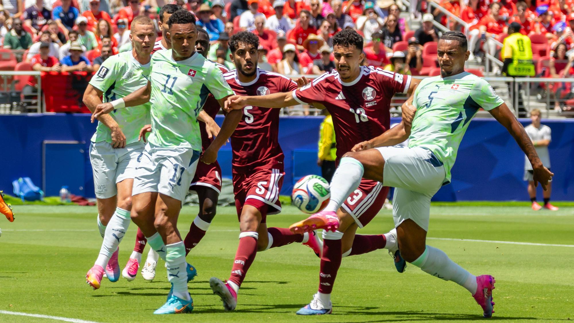 Spielszene beim WM-Duell Katar - Schweiz.