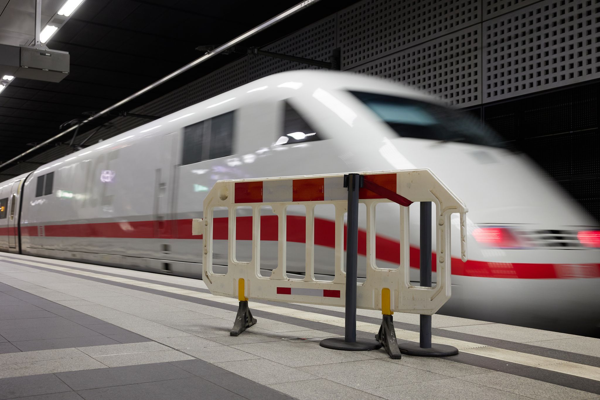 Bahnstrecke zwischen Berlin und Hamburg