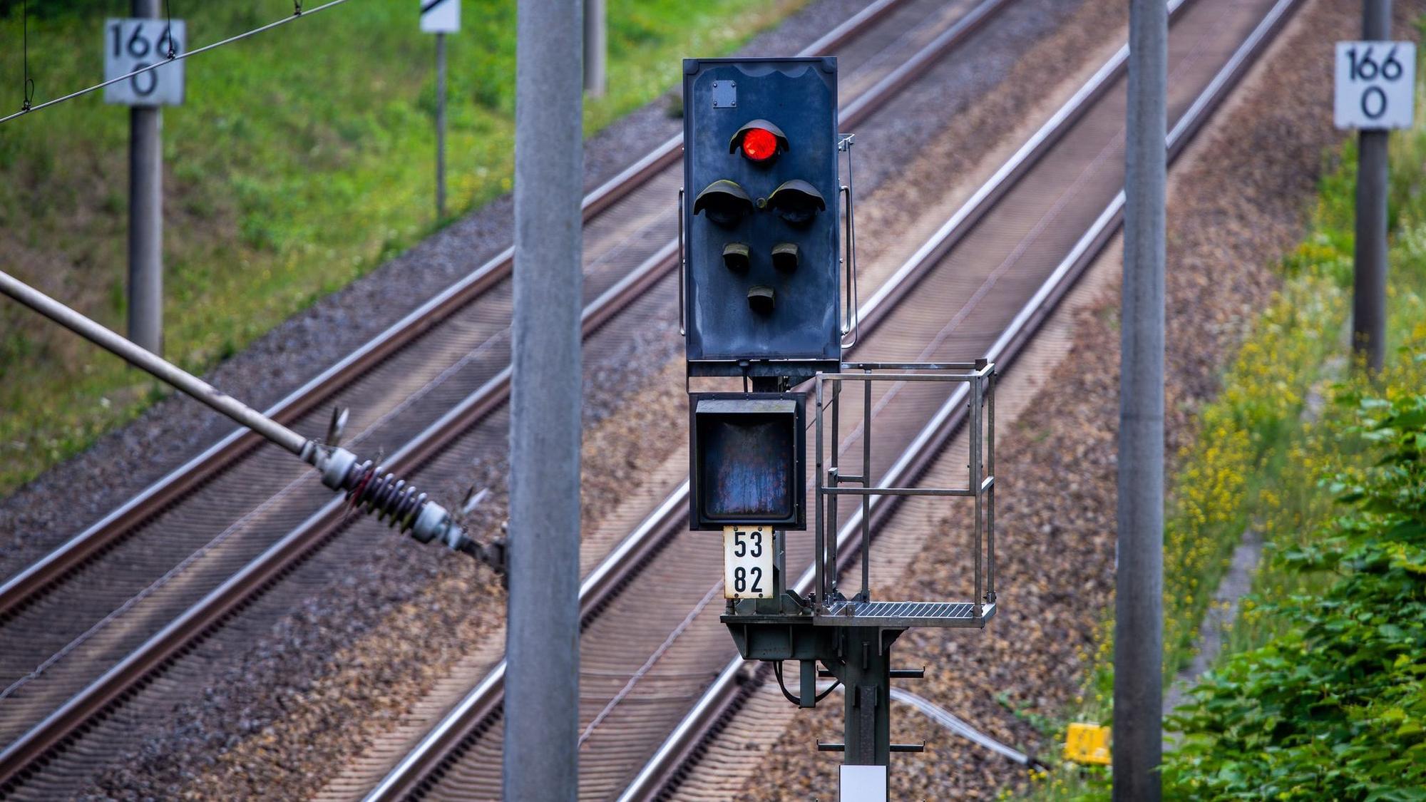 Sauerland-Bahnstrecke bis Juli dicht - lange Sperrung 2027