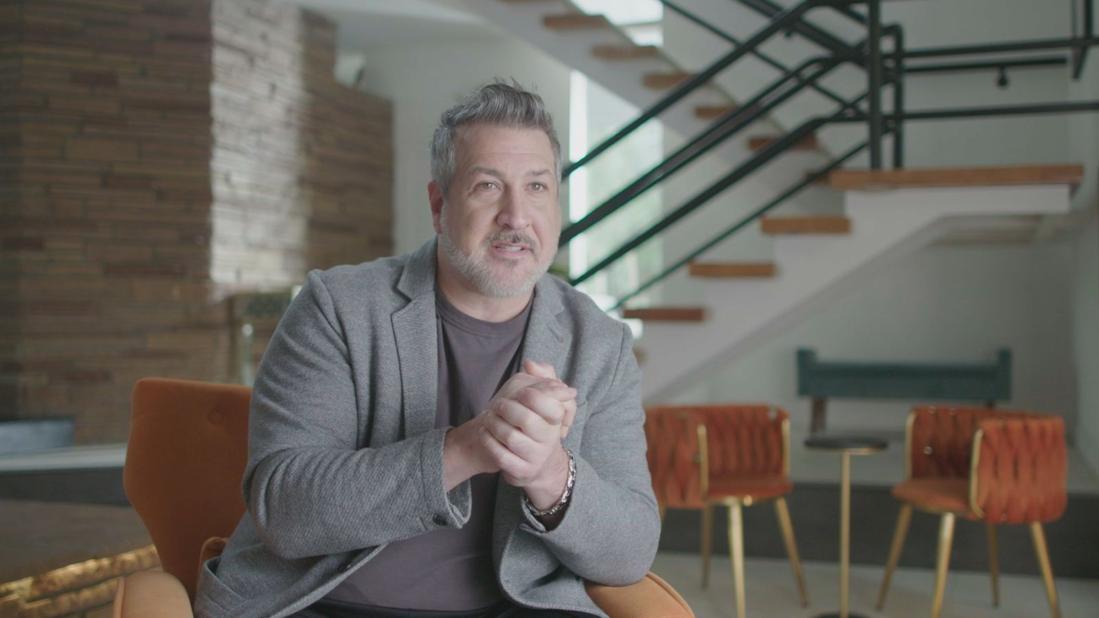 Joey Fatone war als Mitglied von 'NSYNC König der Boybands, bis sein Band-Kumpel Justin Timberlake andere Pläne hatte. (Bild: Warner Bros. Discovery)
