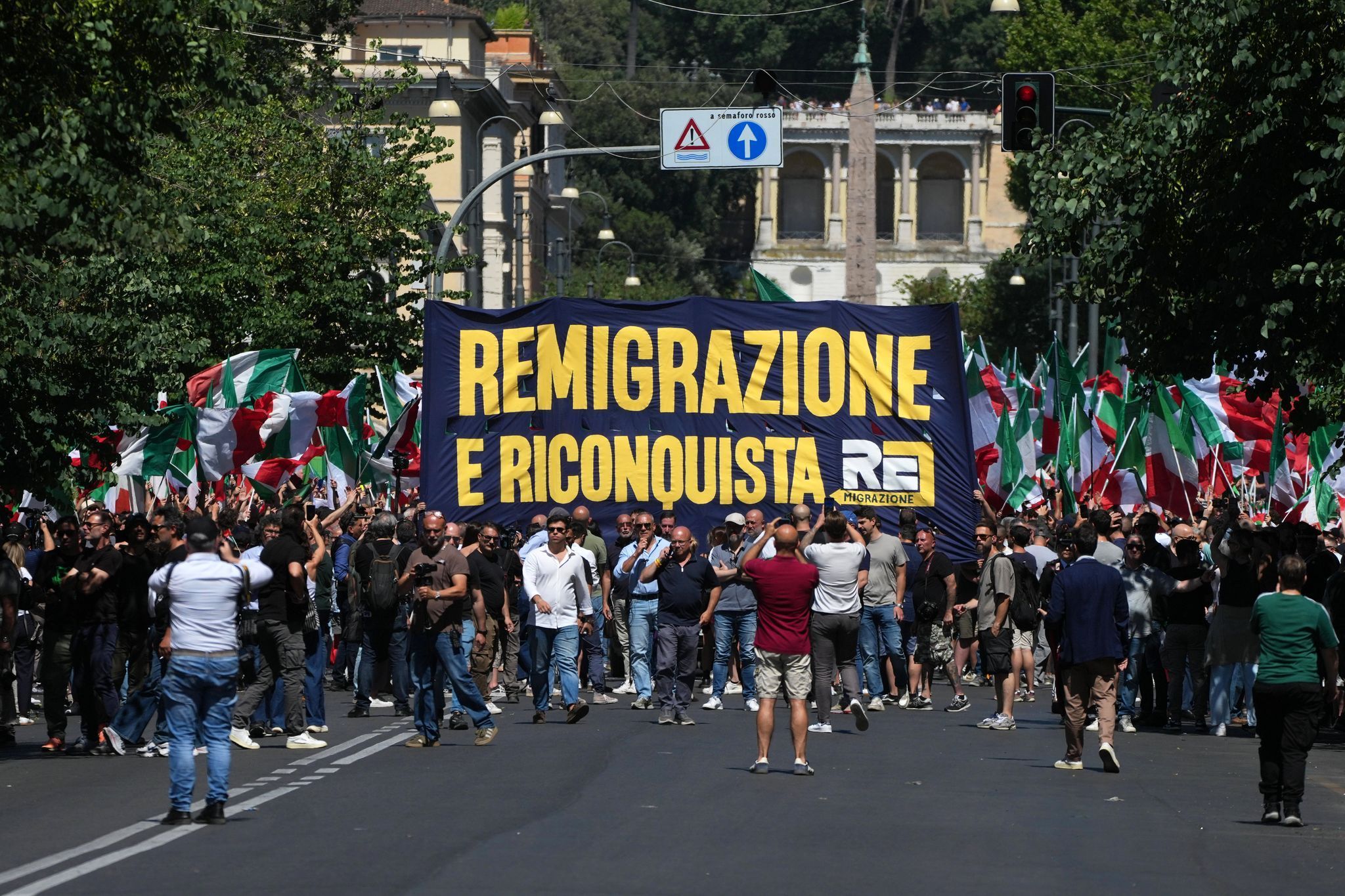 Demonstration «Remigration und Rückeroberung» in Rom