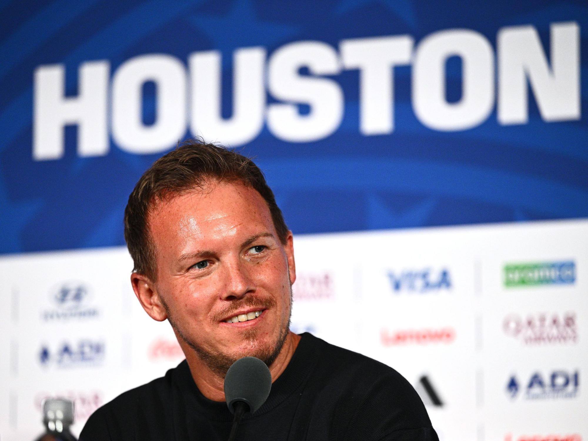 Bundestrainer Julian Nagelsmann (Deutschland) spricht in der Pressekonferenz.