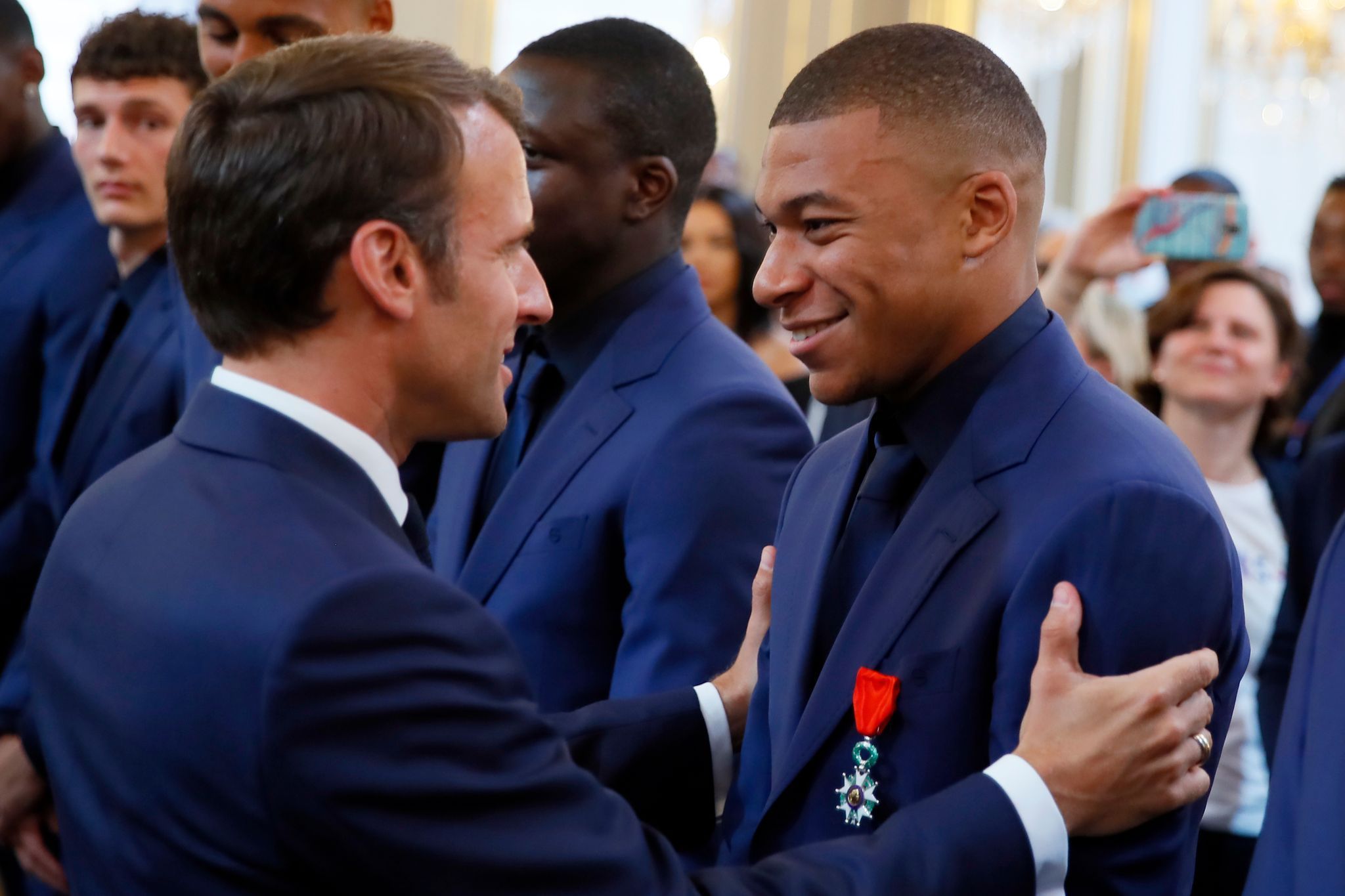 Emmanuel Macron und Kylian Mbappé