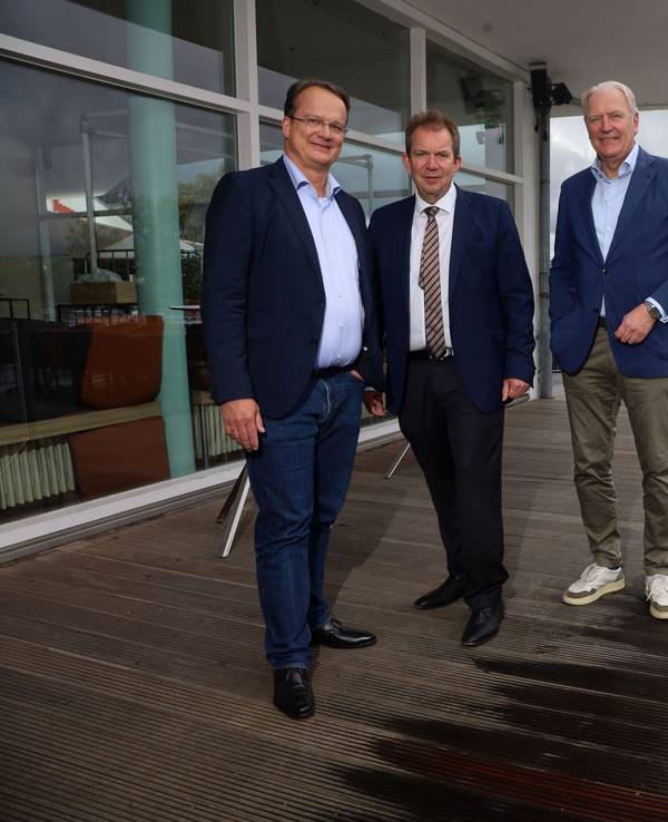 Horst Harbusch-Geier, Ralf Nüsser und Gerald Böse auf den Rheinterrassen.