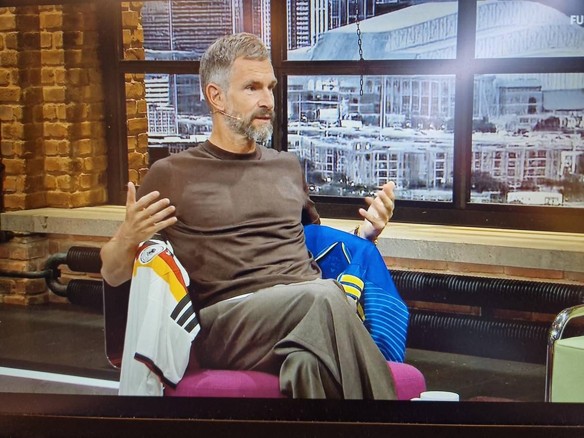Micky Beisenherz im „Breakfast Club“ von MagentaTV.