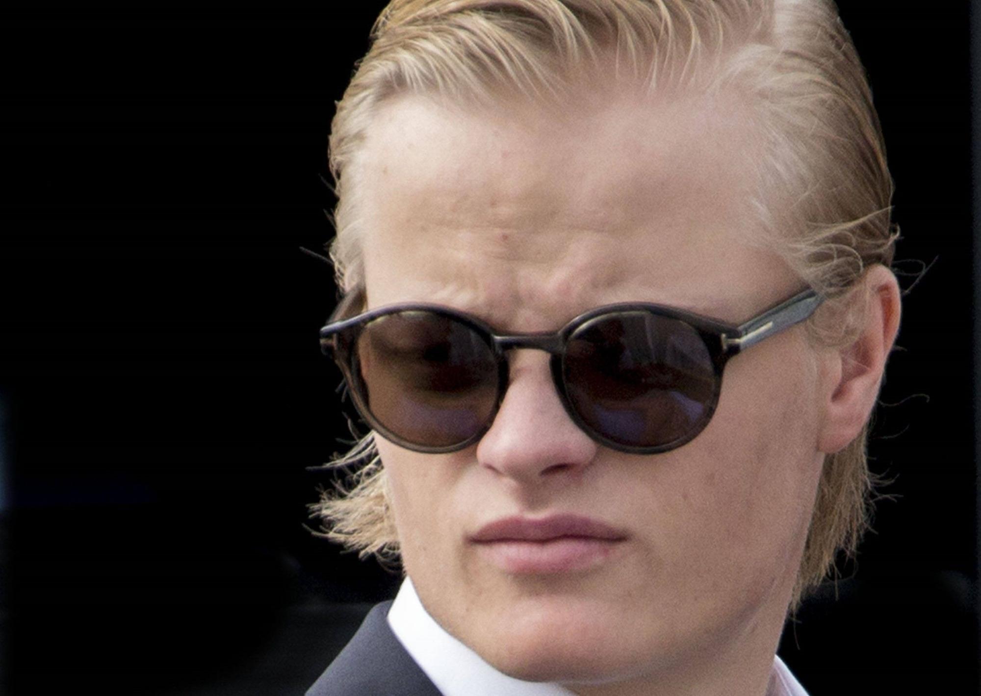 Marius Borg Høiby mit Sonnenbrille.