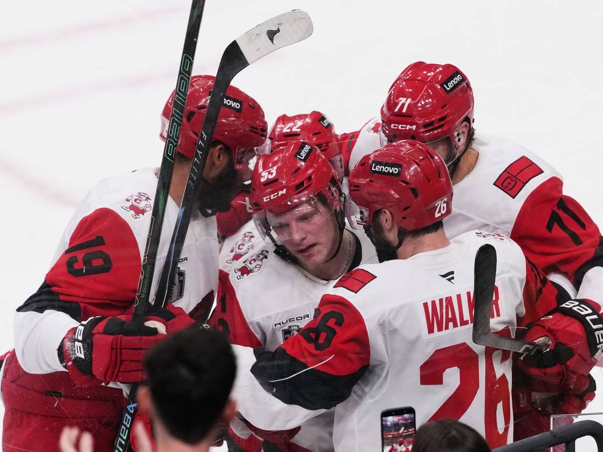 Vegas Golden Knights - Carolina Hurricanes