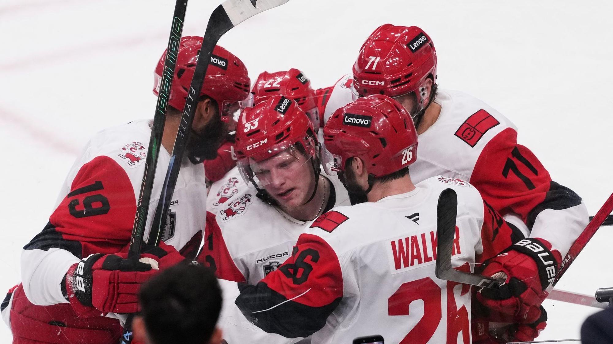 Vegas Golden Knights - Carolina Hurricanes