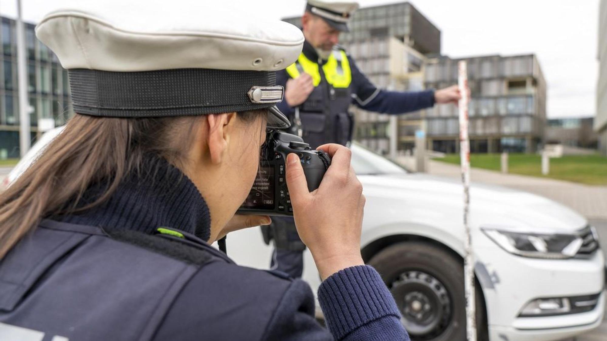 Ein von der Polizei abgesperrter Unfallort (Symbolfoto).