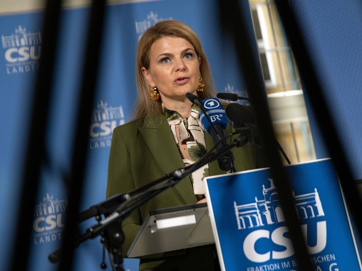 Katrin Staffler