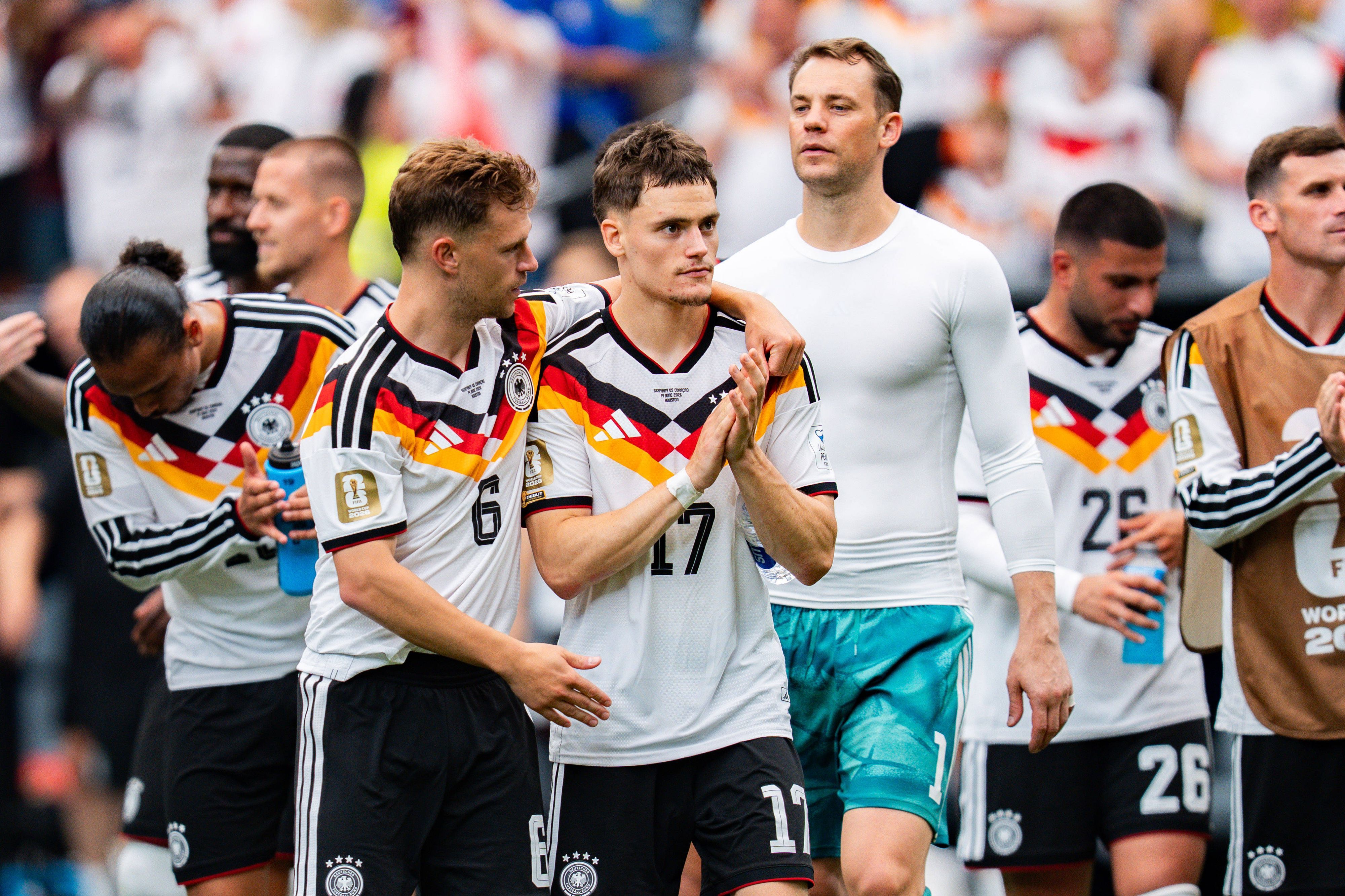 Die deutschen Spieler um Joshua Kimmich und Florian Wirtz nach dem 7:1 gegen Curacao bei der WM 2026.
