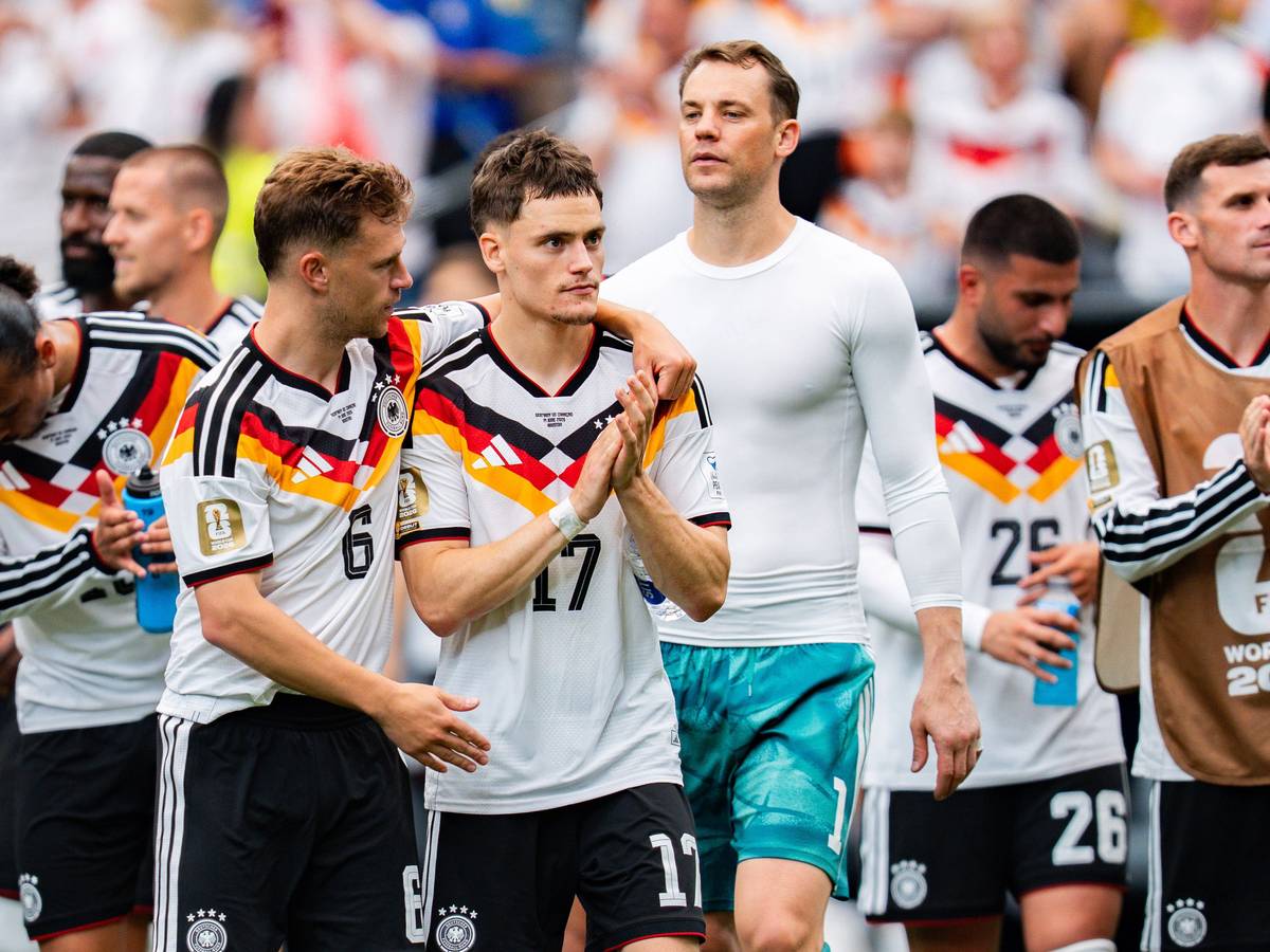 Die deutschen Spieler um Joshua Kimmich und Florian Wirtz nach dem 7:1 gegen Curacao bei der WM 2026.