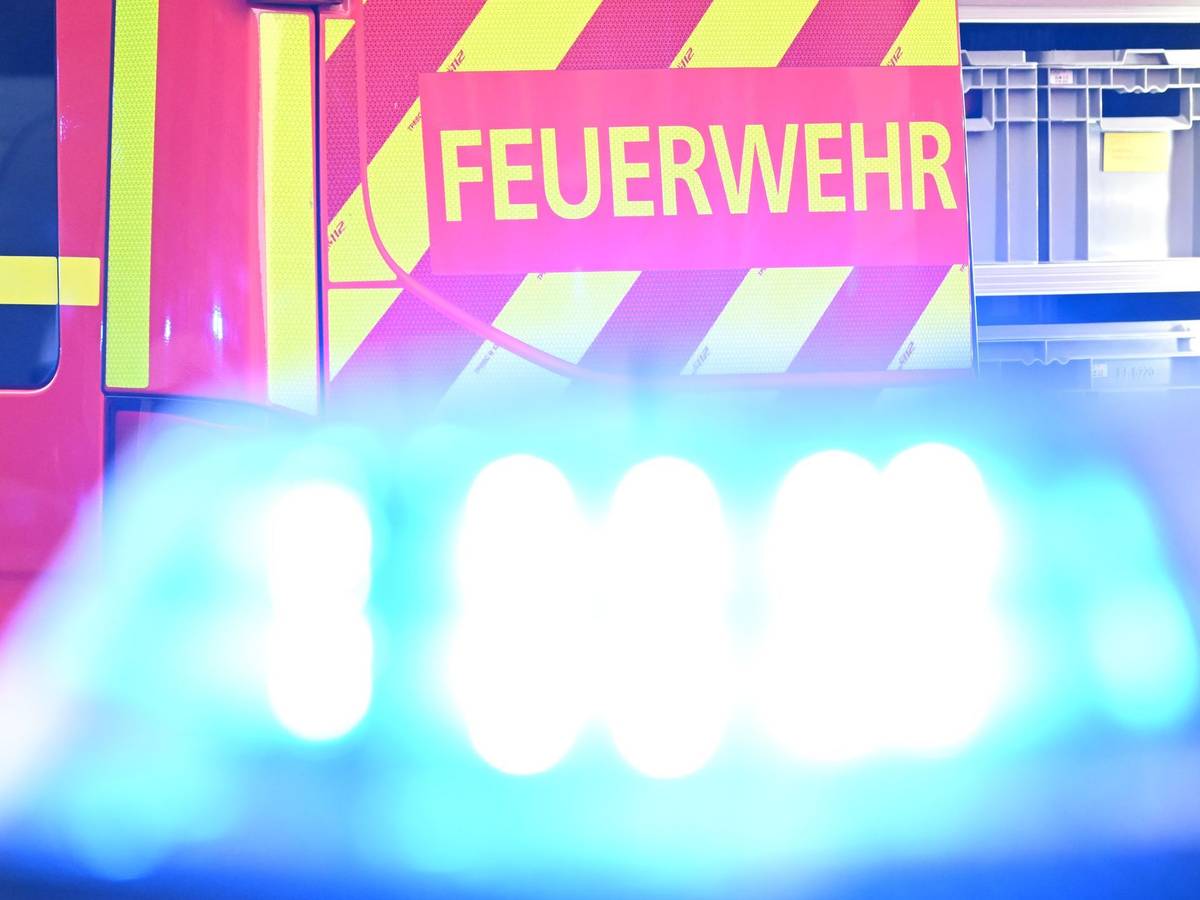 Brand in Kleingartenanlage - zwei Menschen in Krankenhaus
