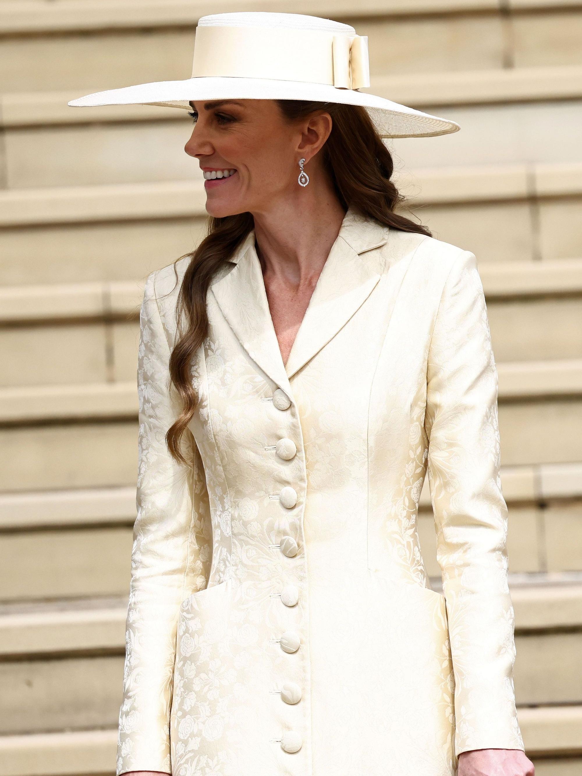 Die Prinzessin von Wales lächelt nach dem Besuch des jährlichen Gottesdienstes des Hosenbandordens.