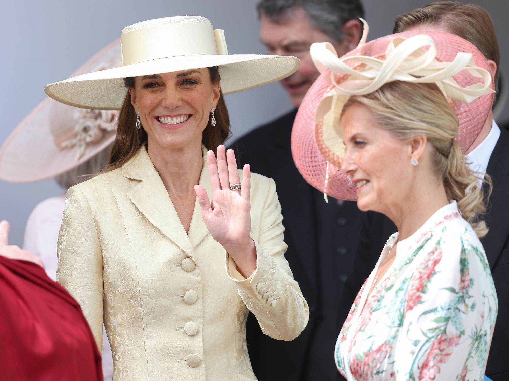 Prinzessin Kate und Herzogin Sophie bei der jährlichen Feier des Hosenbandordens.