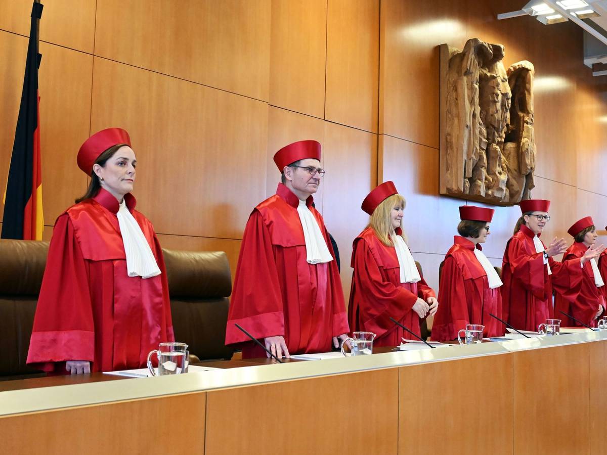 Karlsruhe prüft Minister-Alleingang
