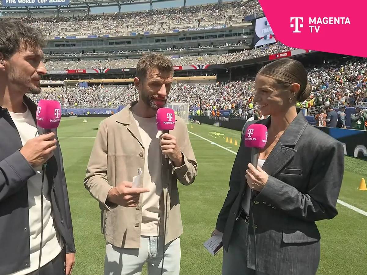 Das Trio bei MagentaTV: Mats Hummels, Thomas Müller und Laura Wontorra
