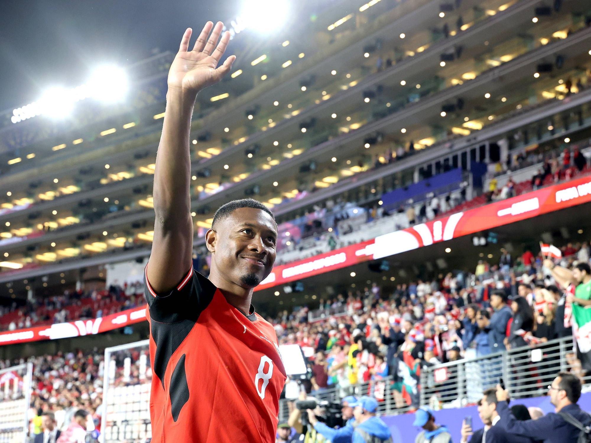 David Alaba jubelt nach dem WM-Auftaktsieg gegen Jordanien.