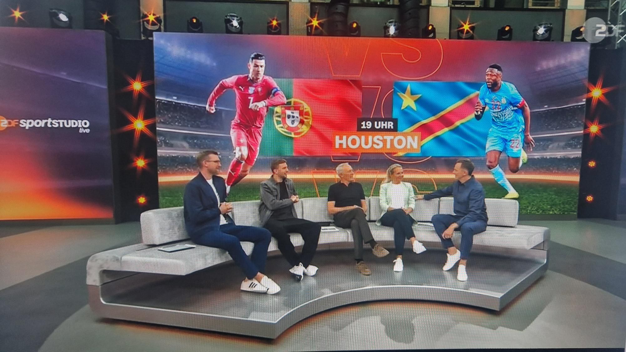 Das ZDF-WM-Studio am Mittwoch (17. Juni 2026) mit Moderator Jochen Breyer und den Experten Fritzy Kromp, Per Mertesacker, Christian Streich und Christoph Kramer.
