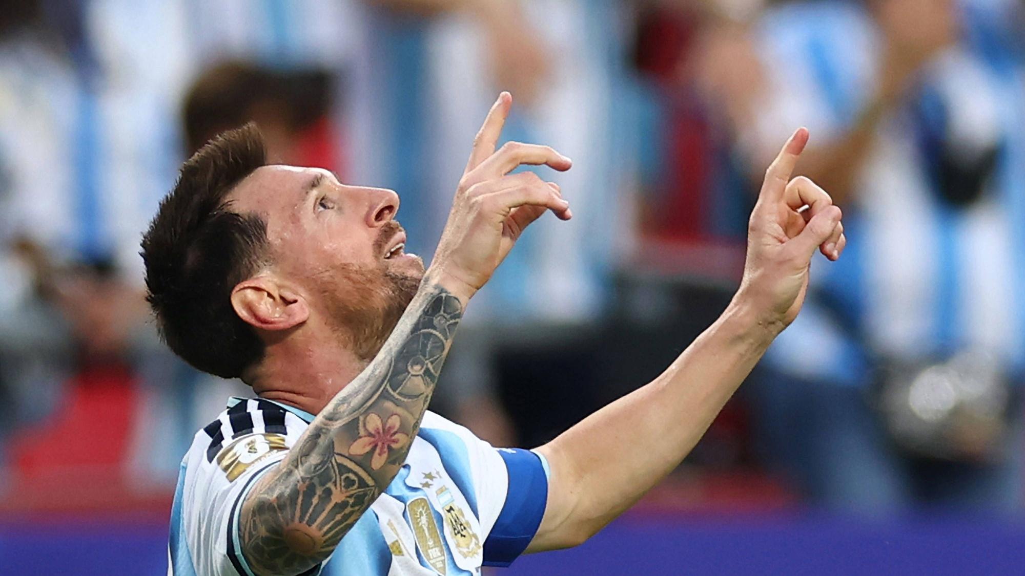 Lionel Messi jubelt.