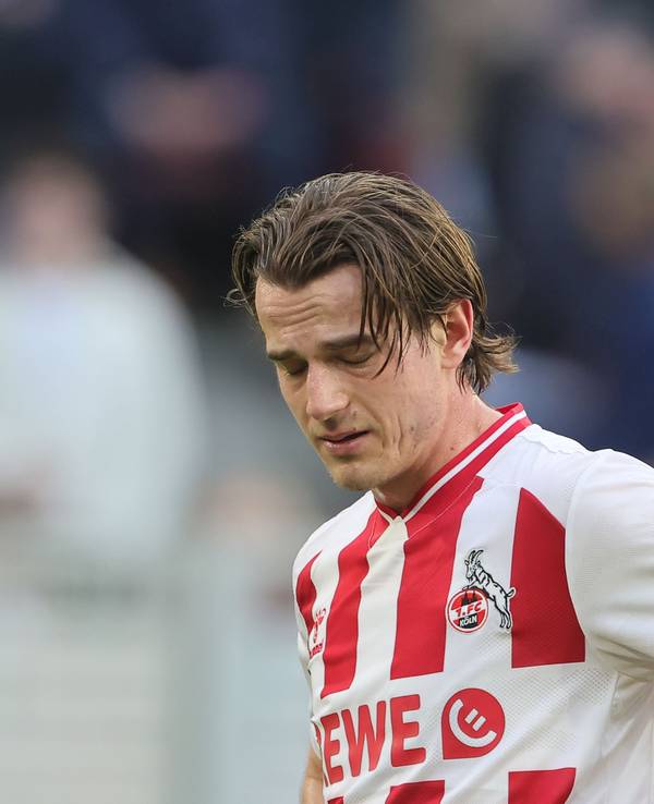 Jakub Kaminski steht für den 1. FC Köln auf dem Feld