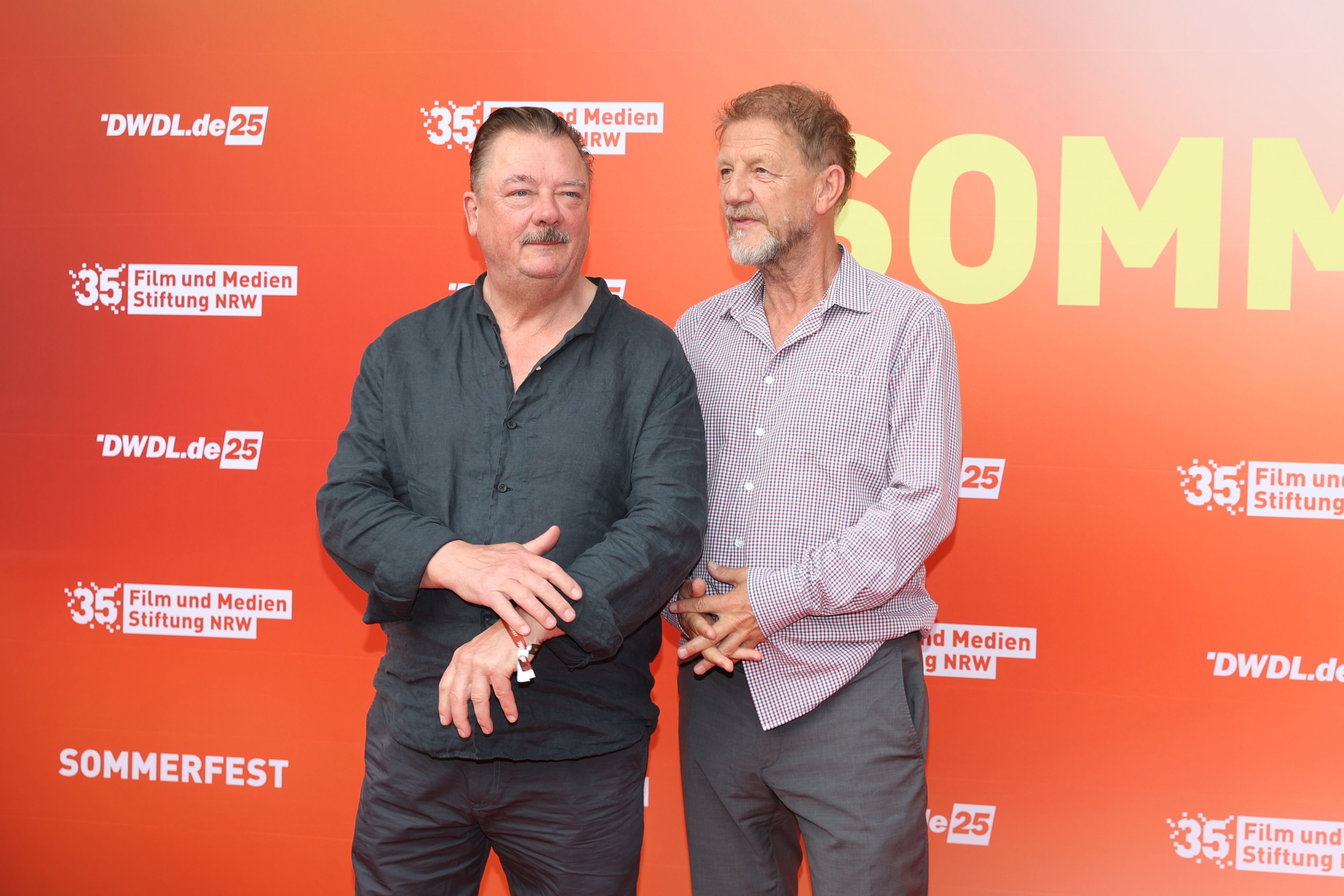 Sönke Wortmann und Peter Kurth beim Sommerfest der Film- und Medien-Stiftung NRW.