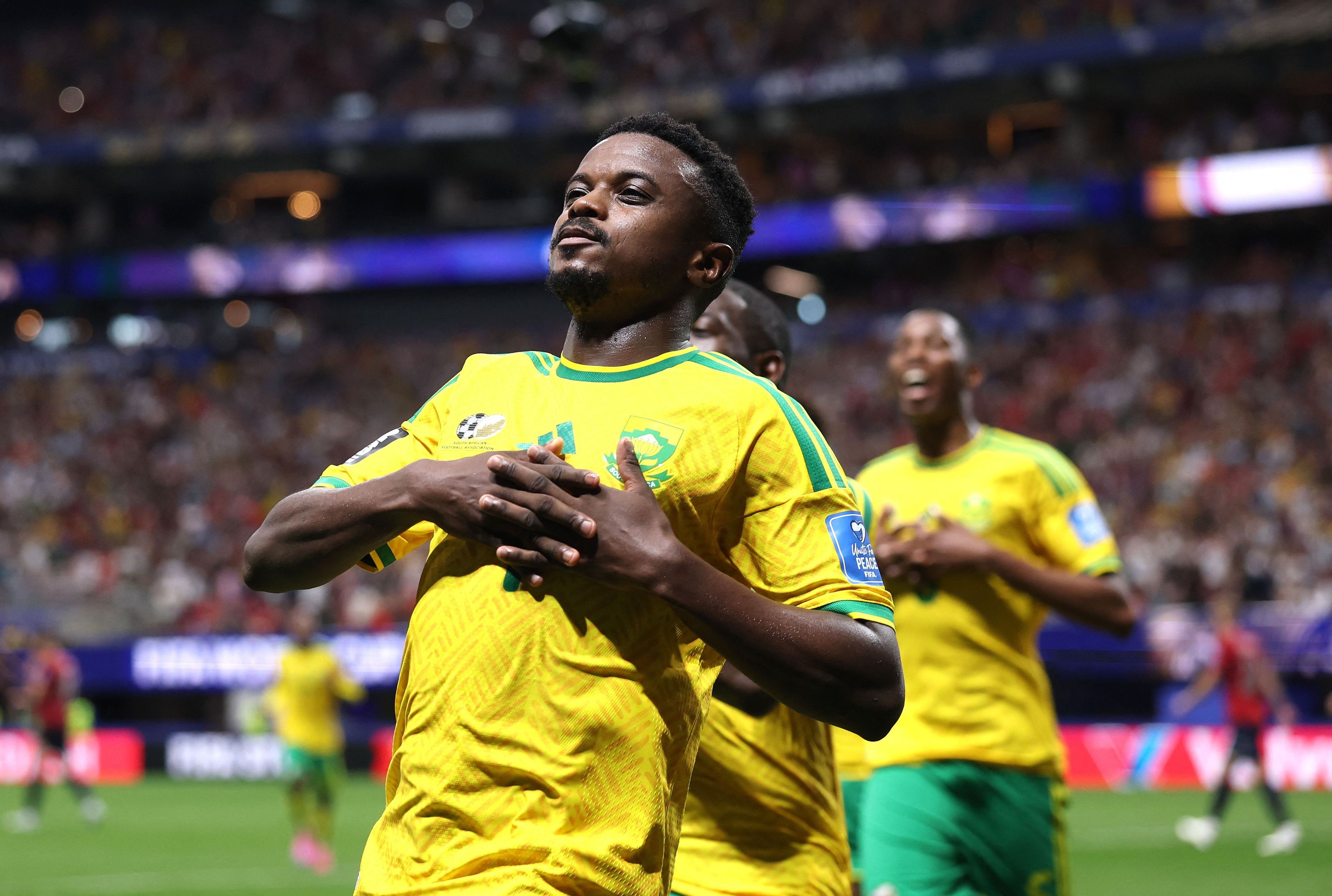 Teboho Mokoena bejubelt seinen Treffer gegen Tschechien bei der WM 2026.