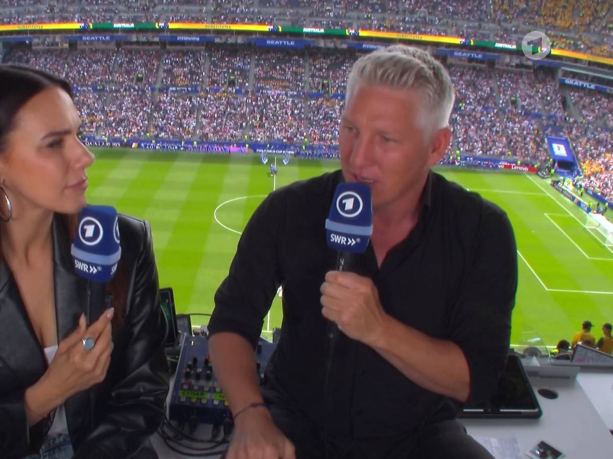 ARD-Übertragung bei der WM 2026 mit Esther Sedlaczek und Bastian Schweinsteiger.