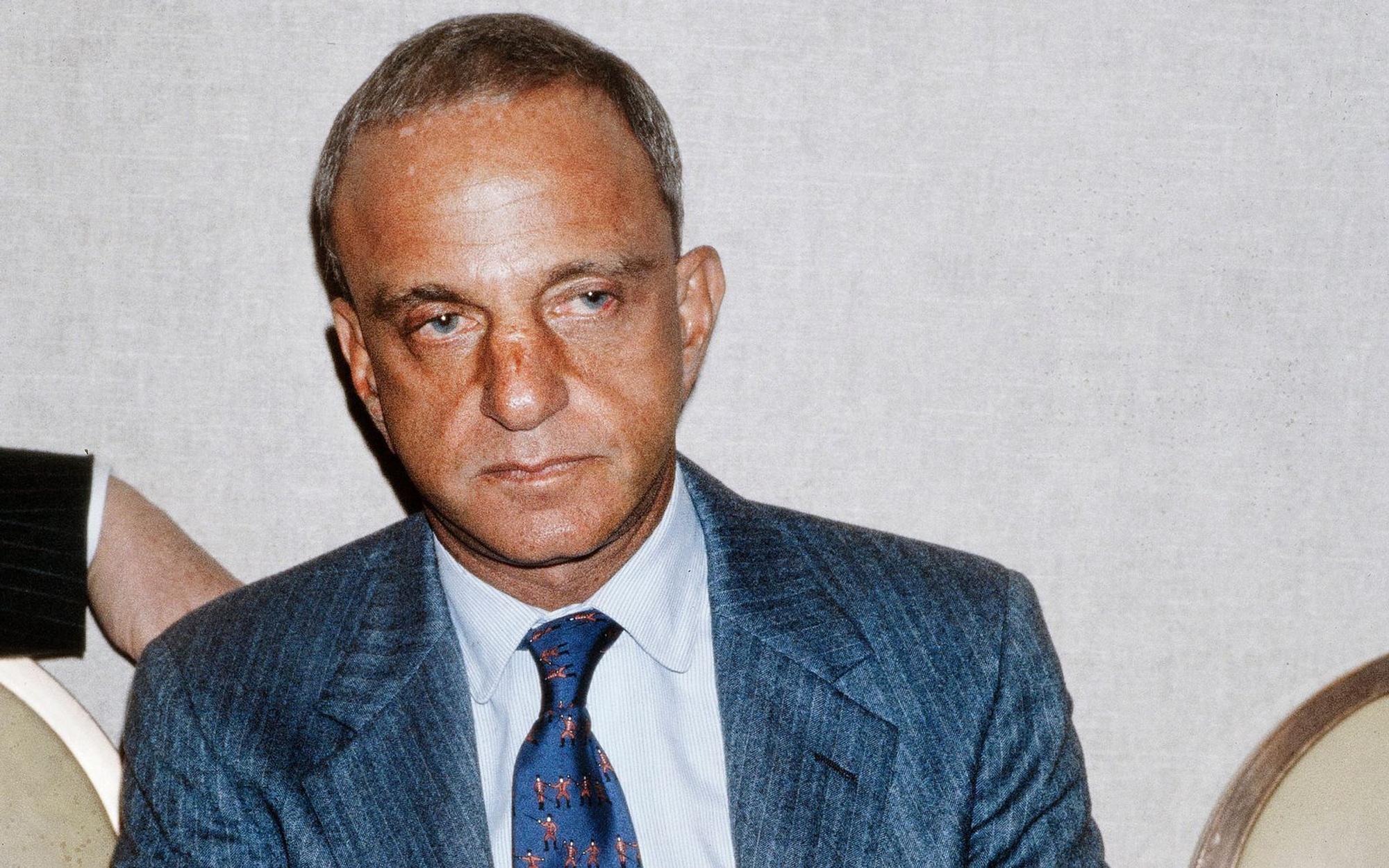 Roy Cohn (Bild) war ein enger Vertrauter des Senators Joseph McCarthy. Jahre später wurde er auch zu Donald Trumps rechter Hand. (Bild: IMAGO / glasshouseimages / Circa Images)