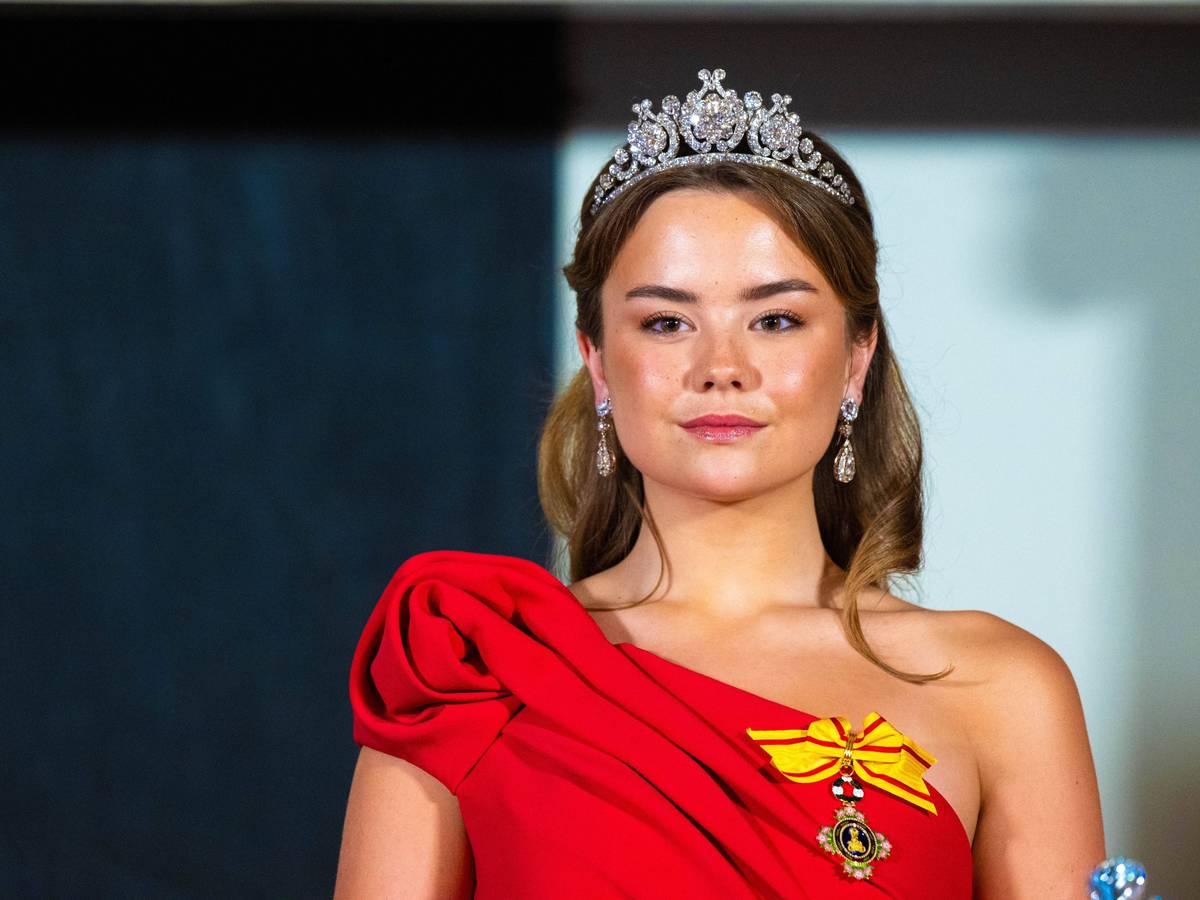 Mit 19 Jahren feierte Prinzessin Ariane der Niederlande beim Staatsbankett für Japan ihr glanzvolles Tiara-Debüt im Palast von Amsterdam.