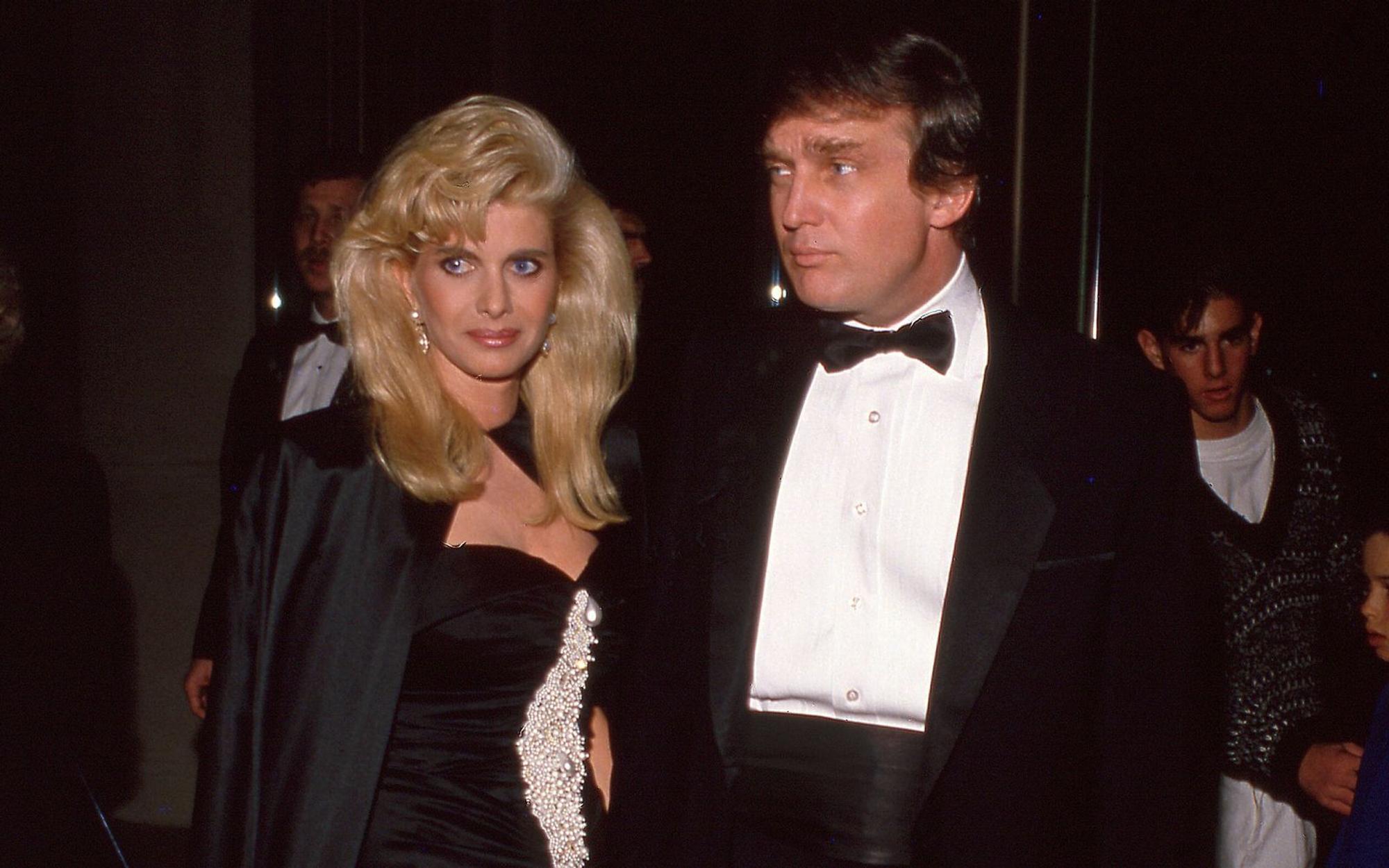 Der Film zeigt, wie Donald Trump seine erste Frau Ivana vergewaltigt. Handelt es sich dabei um bloße Fiktion? (Bild: IMAGO / MediaPunch / Ralph Dominguez)
