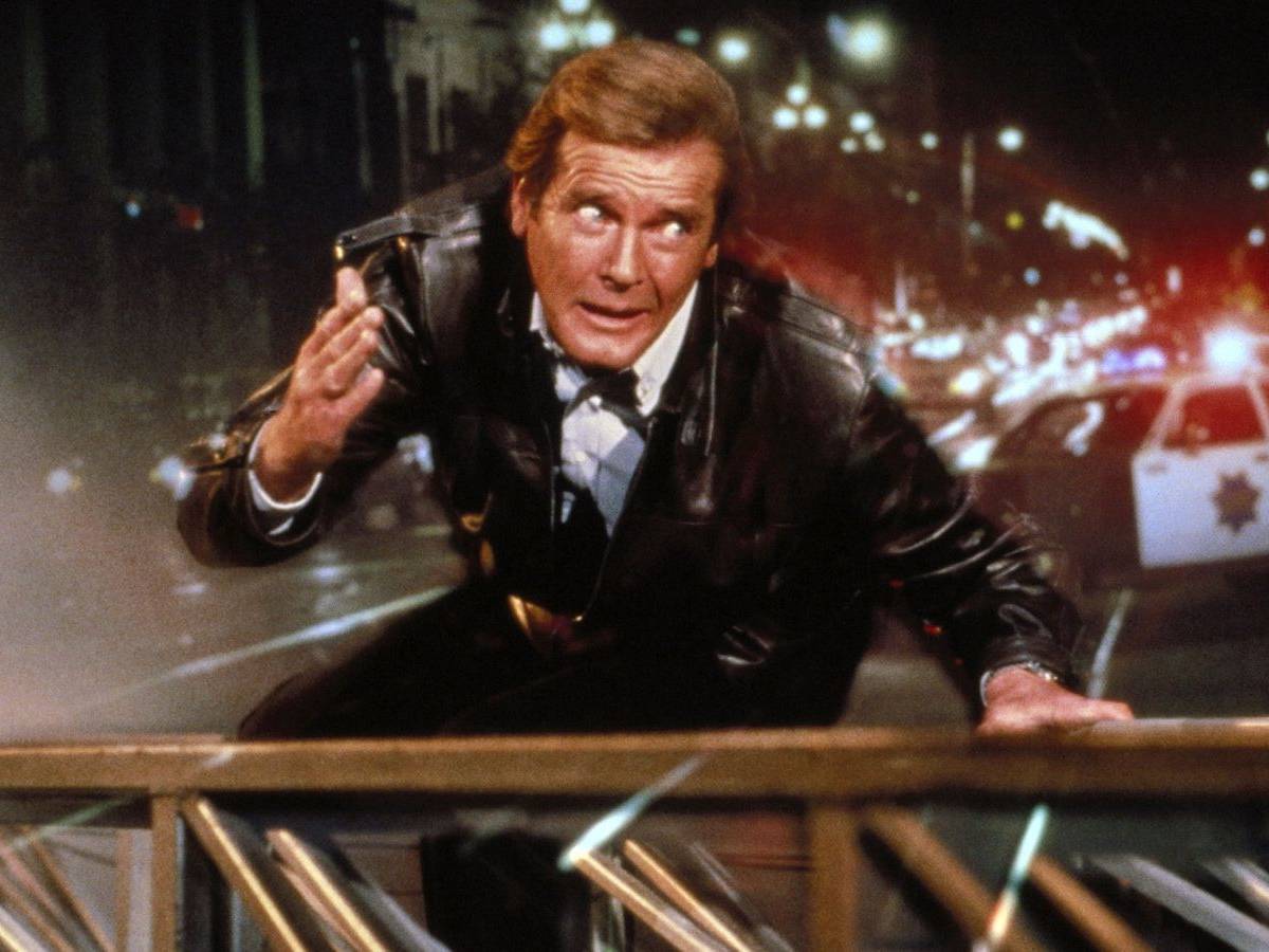 Im Kampf gegen einen machtlüsternen Großindustriellen gerät James Bond (Roger Moore) immer wieder in halsbrecherische Situationen. (Bild: RTL / (c) 1985 Danjaq, LLC and Metro-Goldwyn-Mayer Studios Inc. All Rights Reserved)