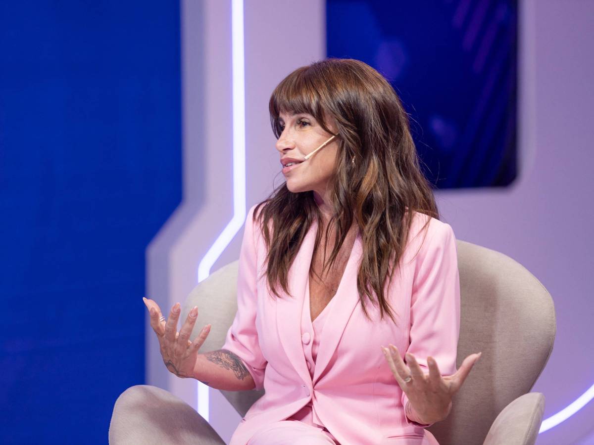 Florencia Pena bei einem Interview.