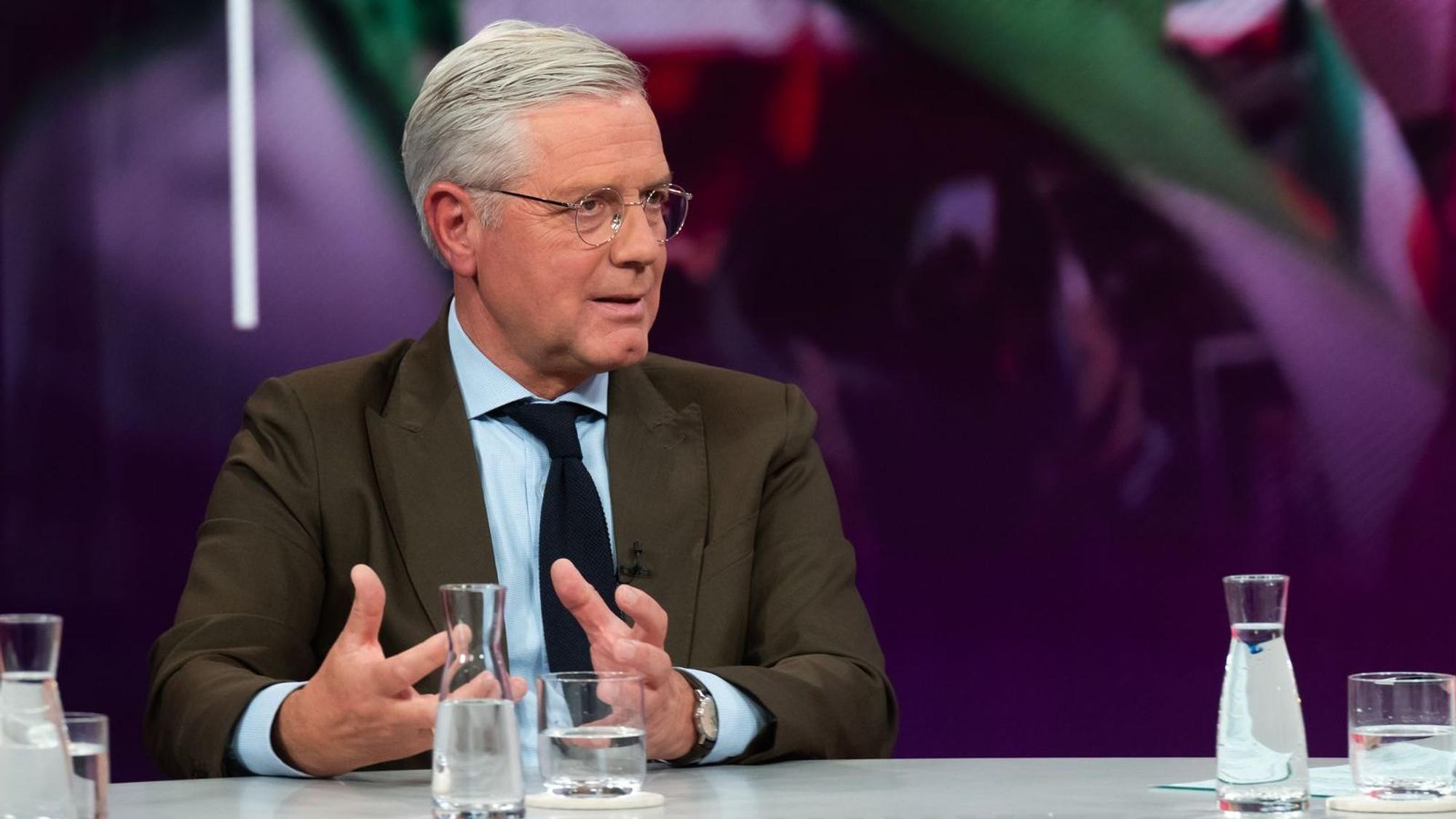 CDU-Außenpolitiker Norbert Röttgen hält den Deal zwischen den USA und dem Iran für eine „strategische Niederlage der Vereinigten Staaten“. (Bild: ZDF/Jule Roehr)