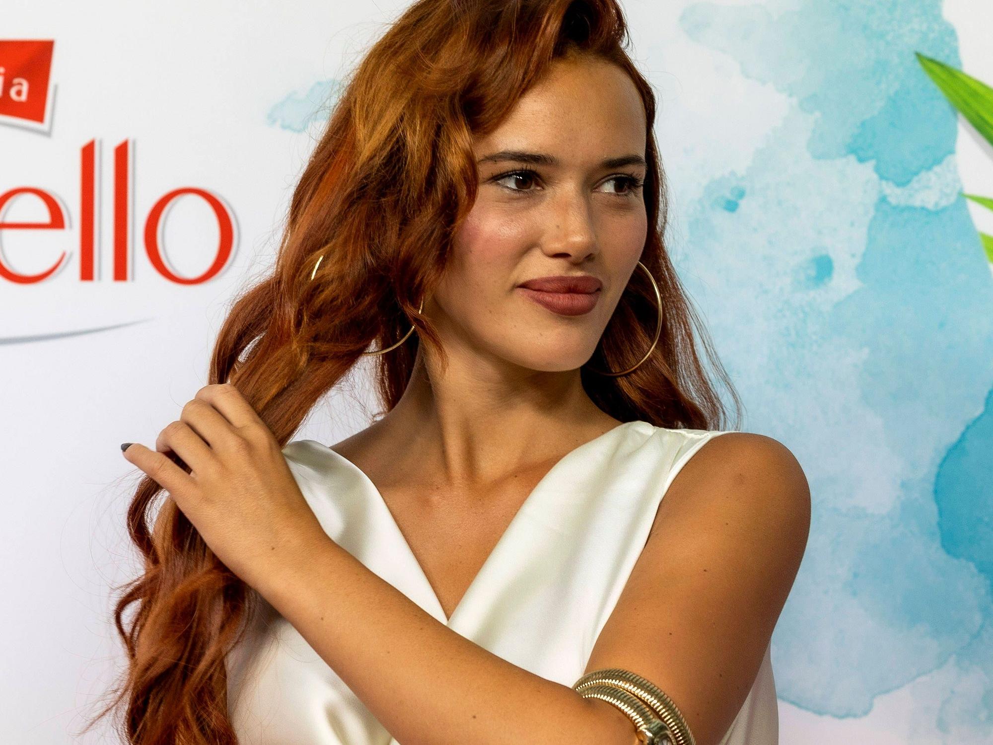 Hanna Weig zu Gast beim Raffaello Summer Day 2025 auf dem roten Teppich.