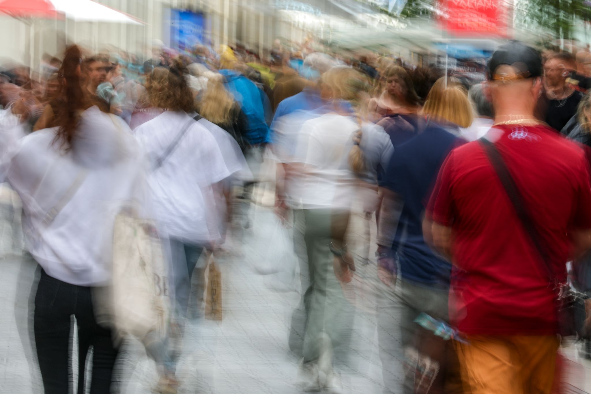 Passanten in der Innenstadt