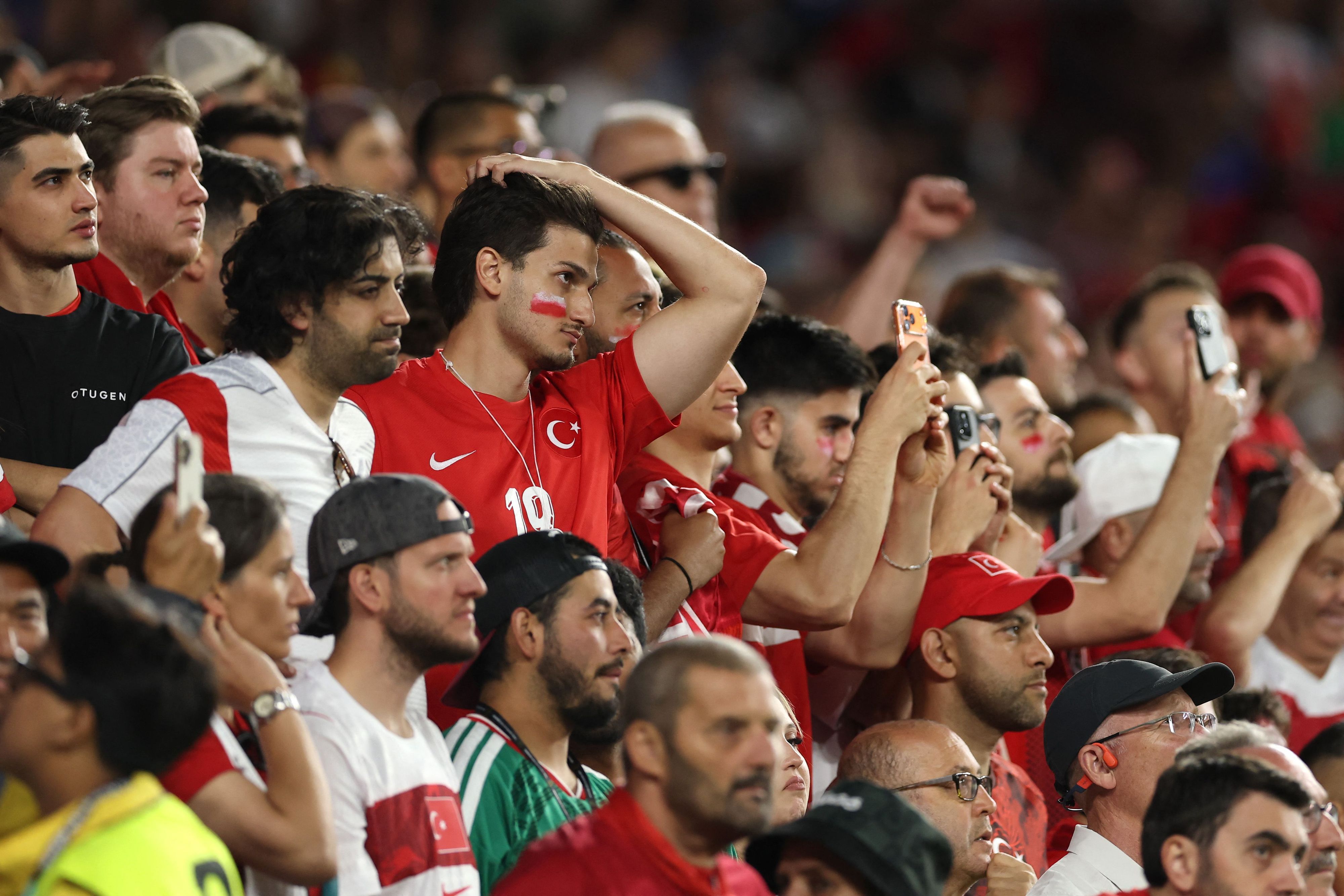 Verzweifelte Türkei-Fans.