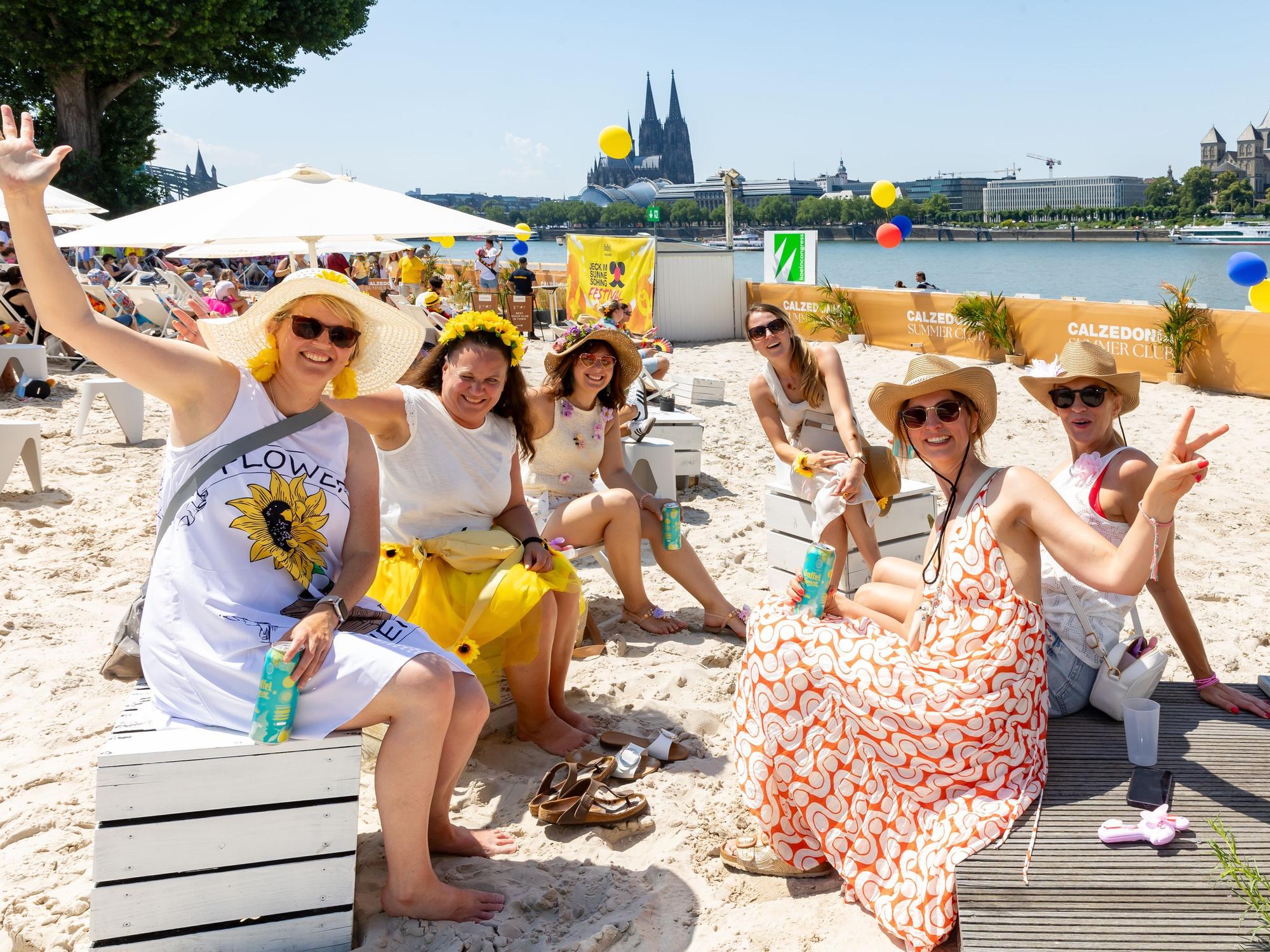 Sommerfestival „Jeck im Sunnesching“ im Tanzbrunnen: Jecke im Beachclub.