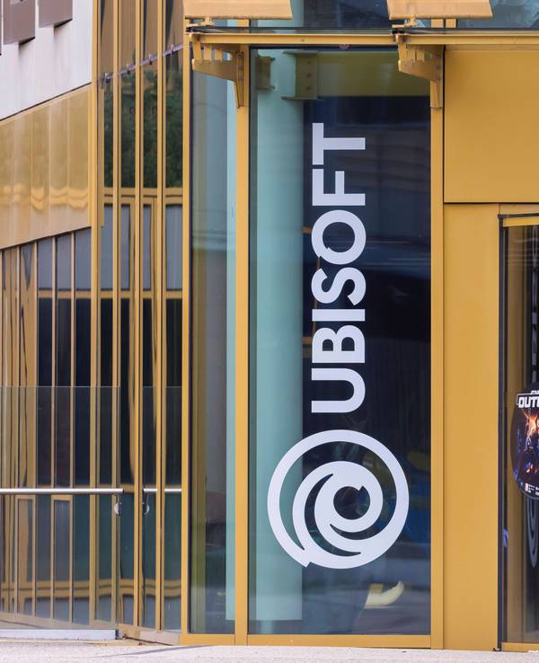 Blick auf das französische Headquarter von Ubisoft in Saint Mande: Nach dem Absturz eines Kleinflugzeugs in Frankreich und dem Tod des Mitbegründers Claude Guillemot wird wegen fahrlässiger Tötung ermittelt.