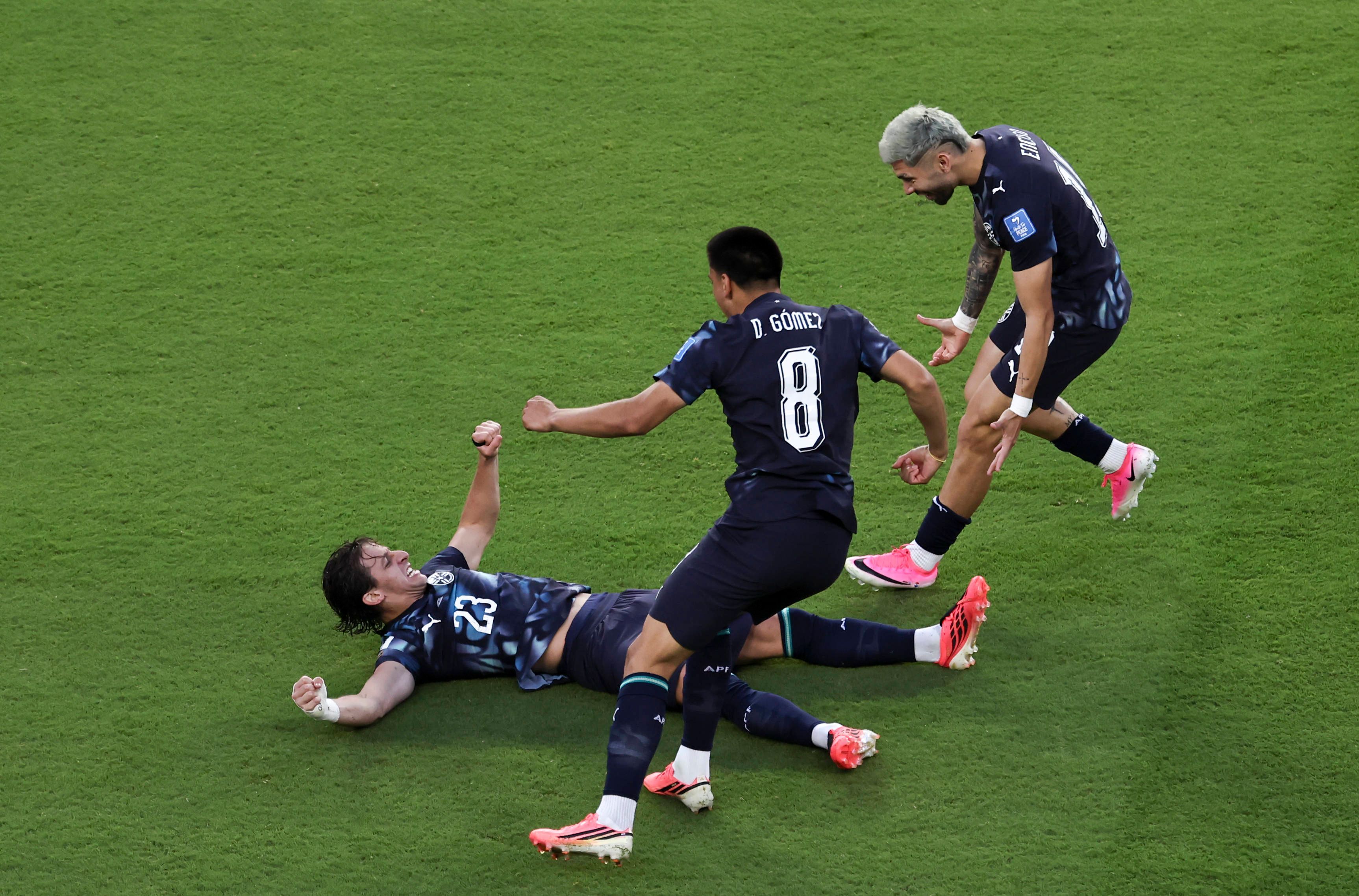 Paraguays Matías Galarza jubelt nach seinem entscheidenden Treffer gegen die Türkei.