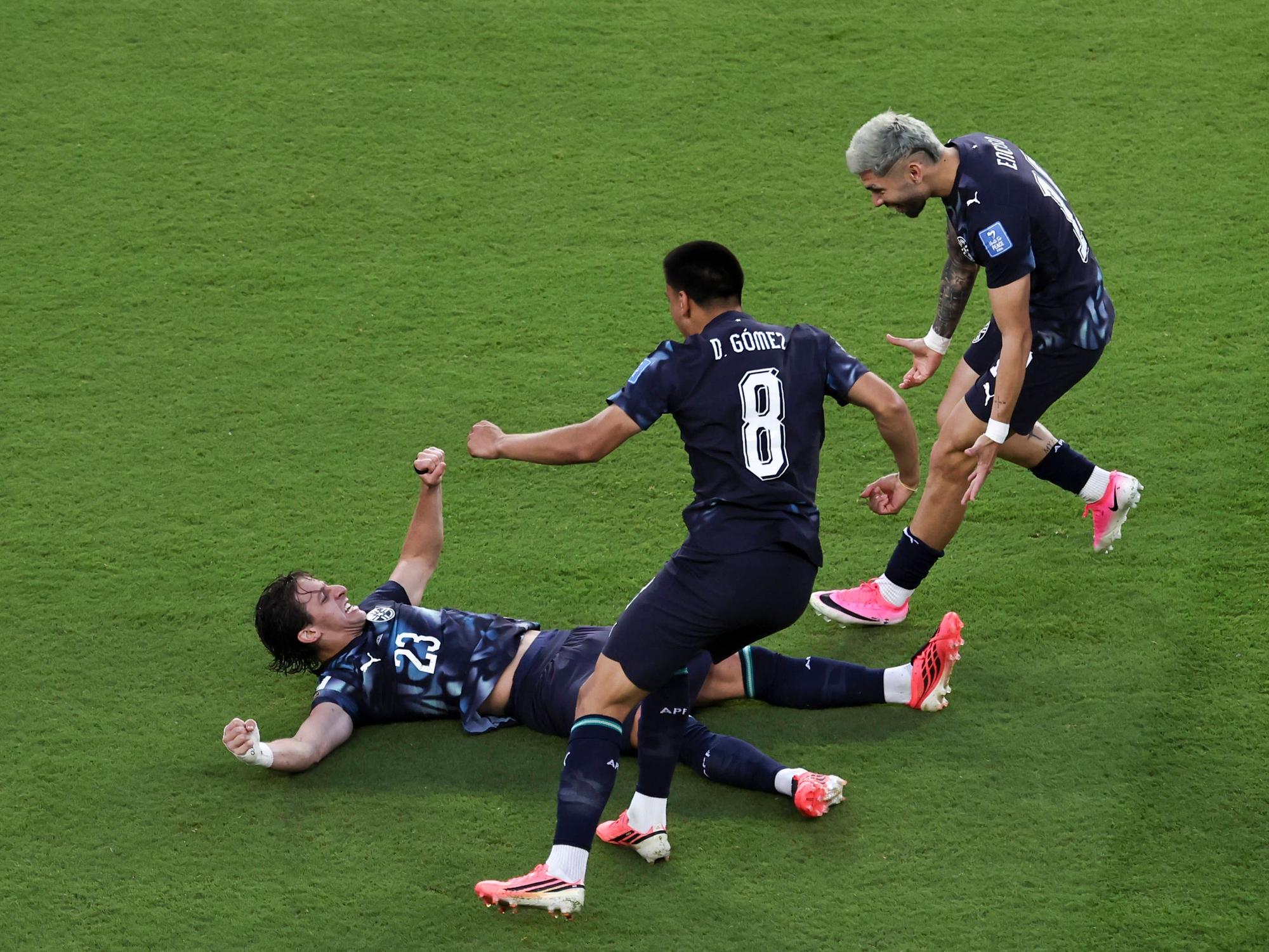 Paraguays Matías Galarza jubelt nach seinem entscheidenden Treffer gegen die Türkei.