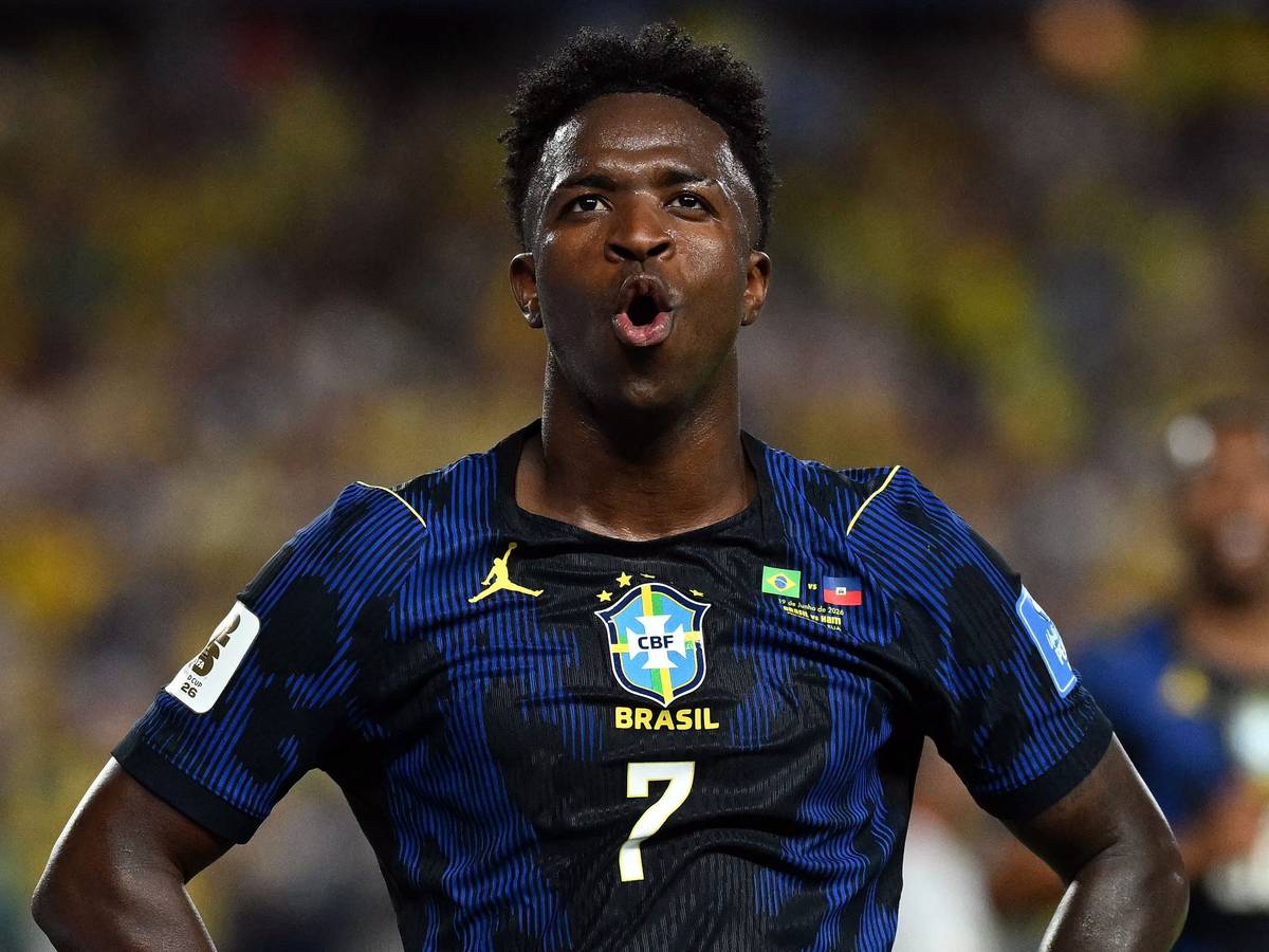 Vinicius Junior bejubelt ein Tor.