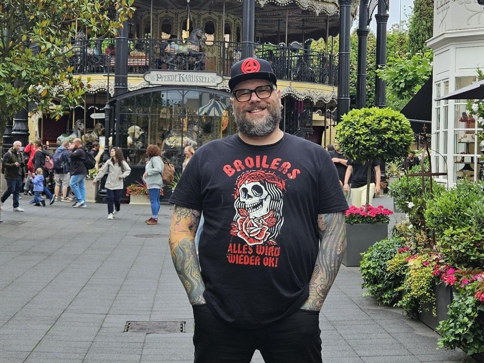 Super-Fan Andreas Sartorius im Phantasialand.