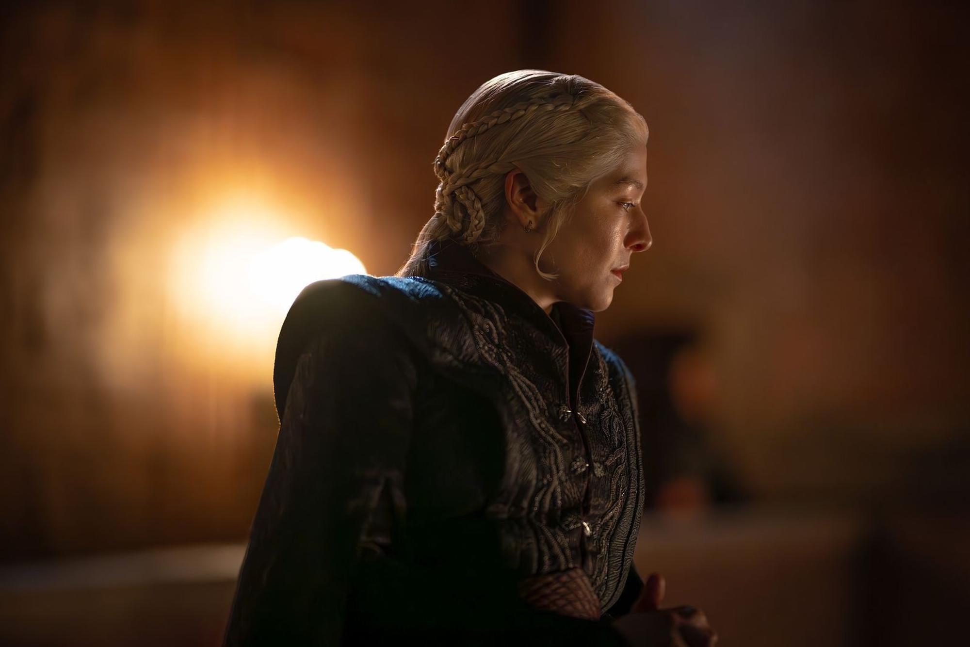 Rhaenyra (Emma D'Arcy) wird klar, wie viele Opfer sie bringen muss. (Bild: HBO MAX)