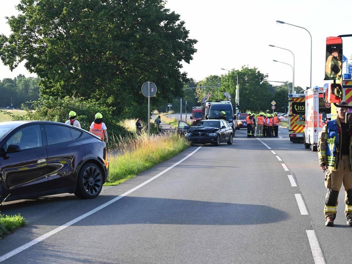 Unfall in Pulheim-Brauweiler.